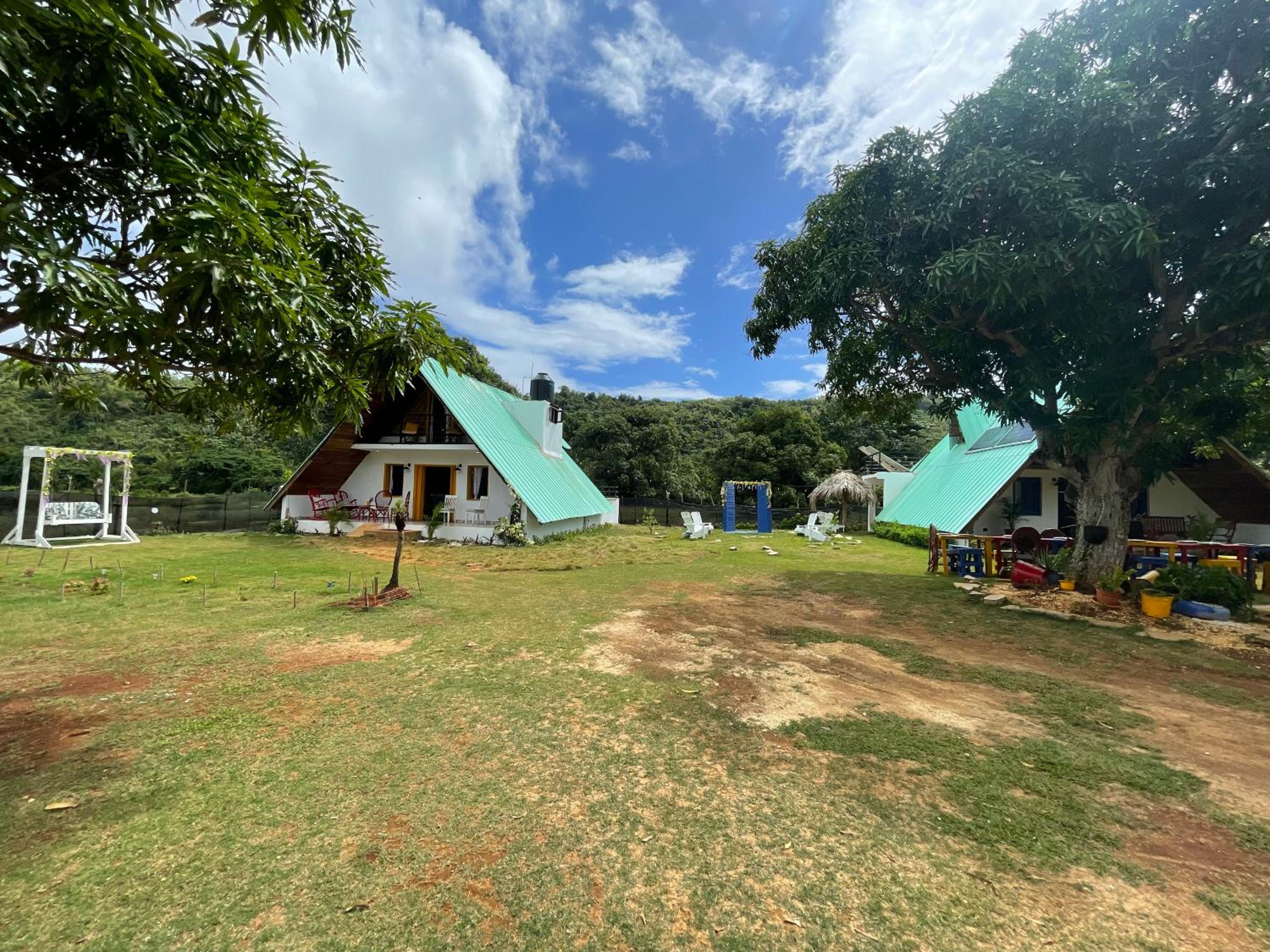 Dreamvilles Ecovillage Eco Villas with Jacuzzi near Beaches