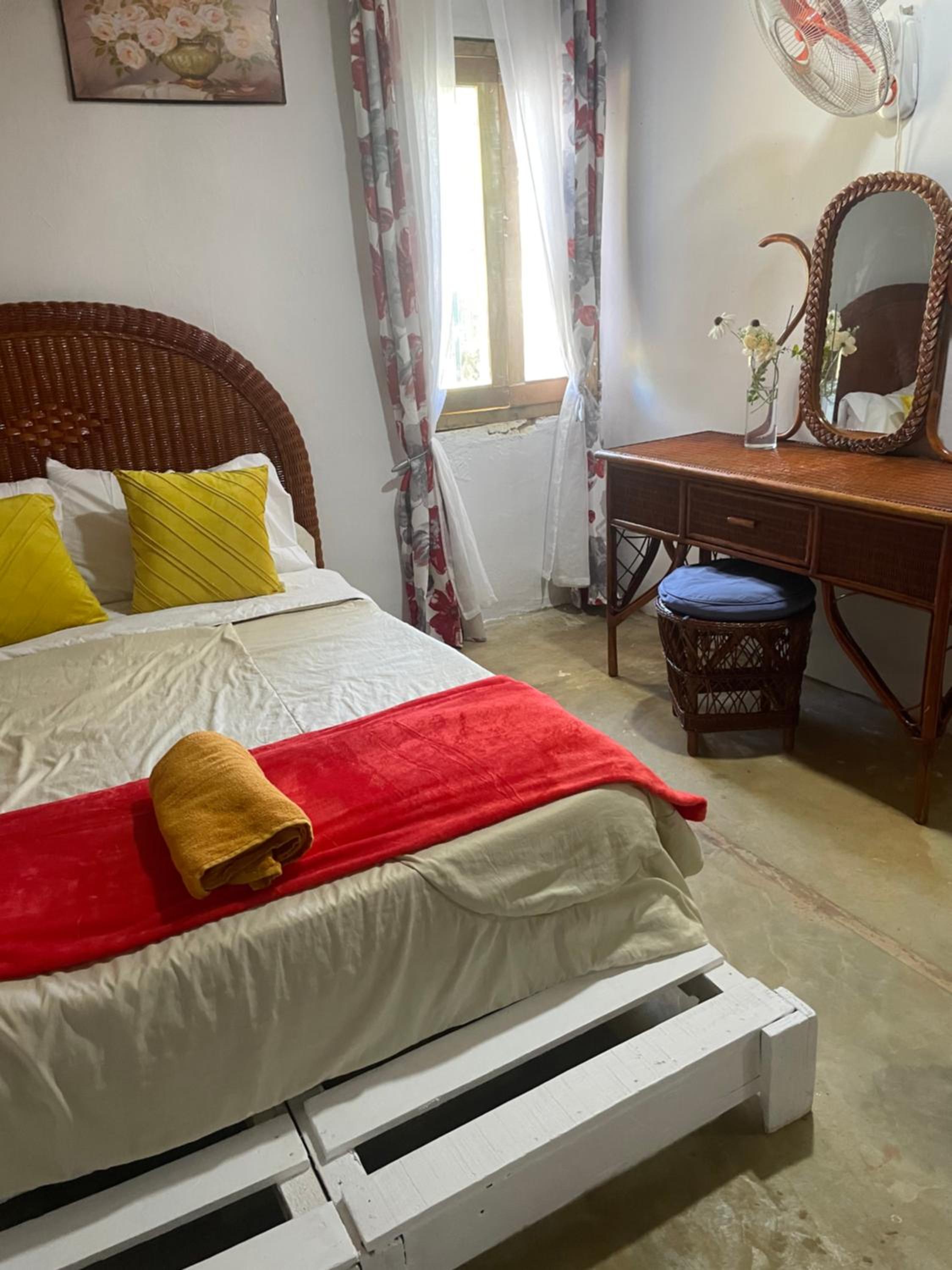 Dreamvilles Ecovillage Eco Villas with Jacuzzi near Beaches