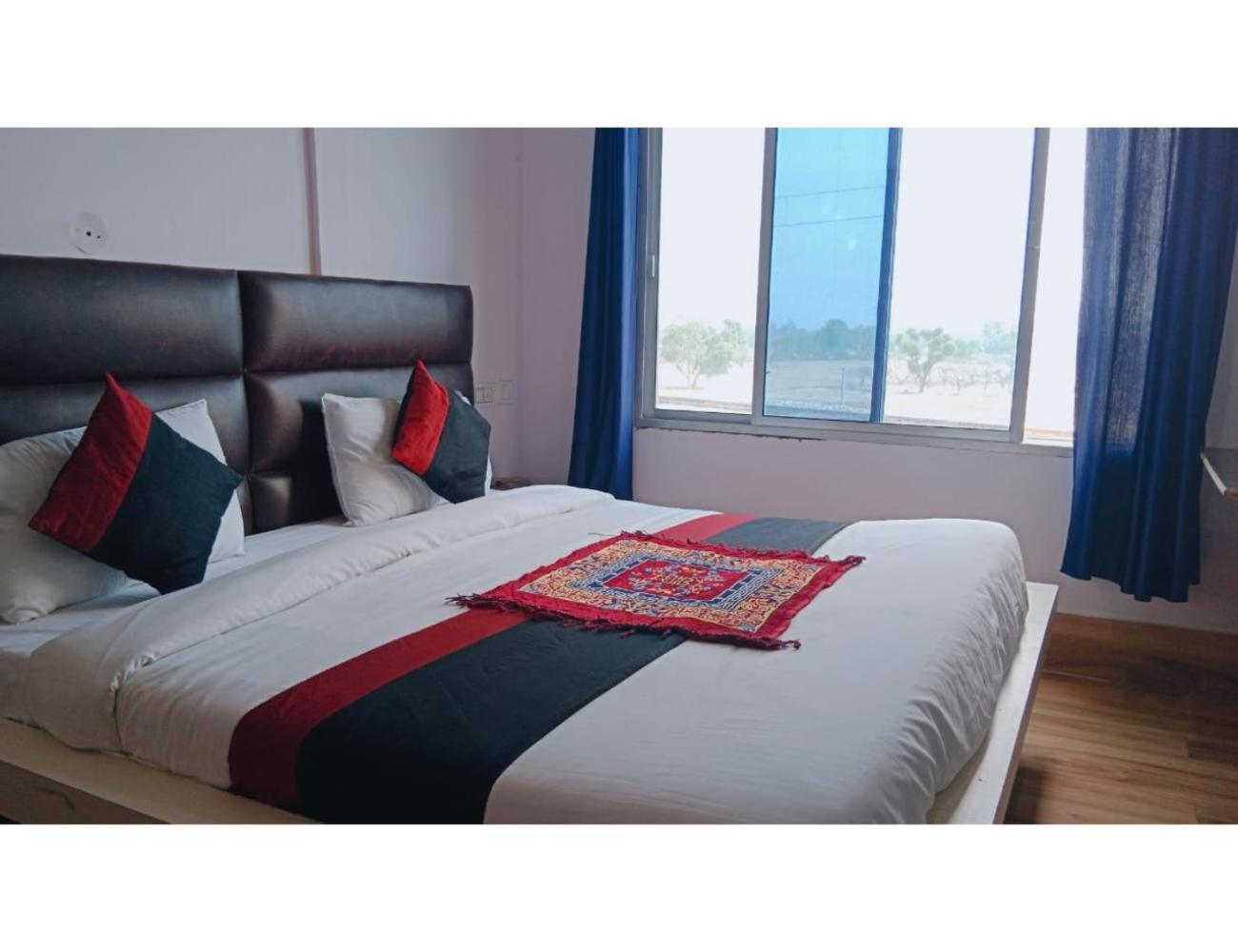 ATITHI RESTAURANT & GUEST HOUSE, Fatehabad