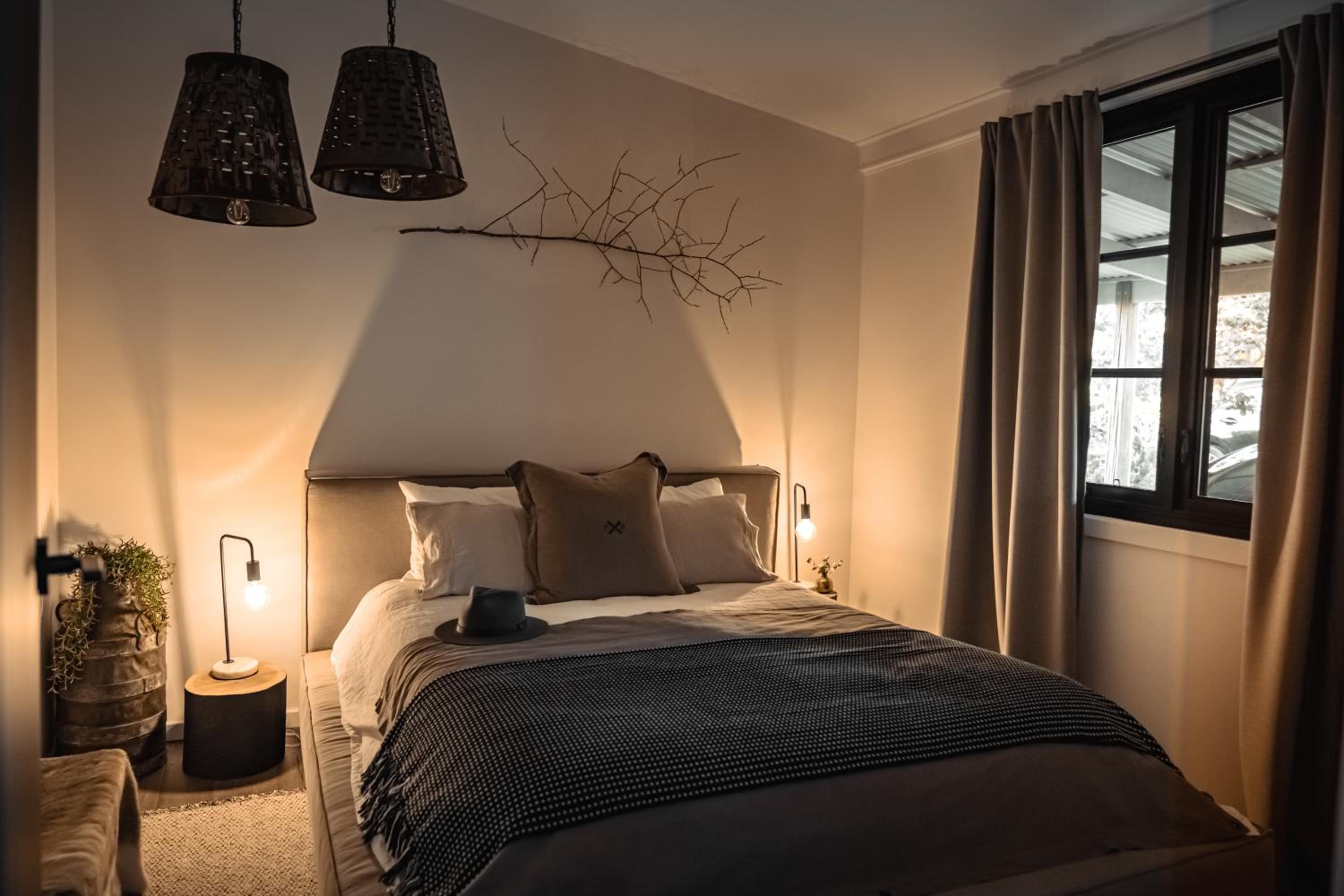 SABLE MAE Luxury Rustic Ranch