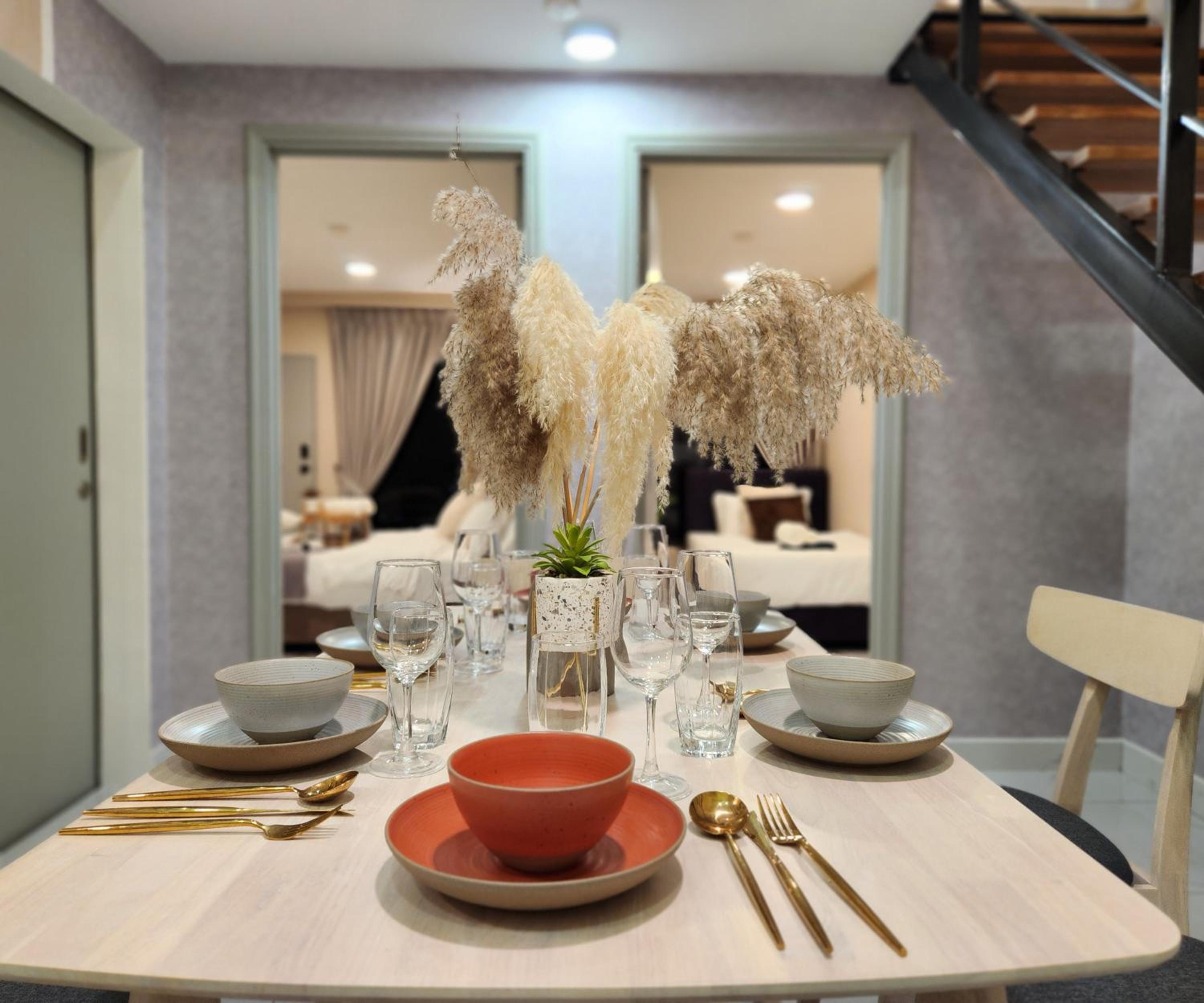 Arte Cheras by Inn Lux