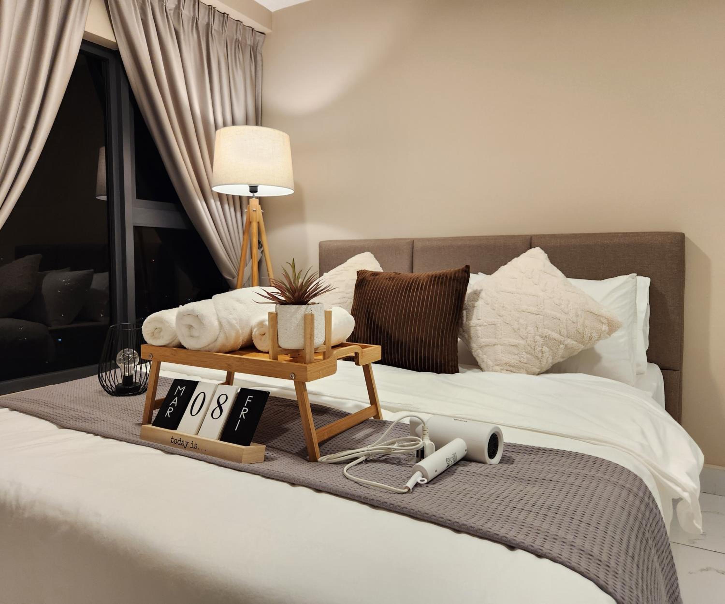 Arte Cheras by Inn Lux