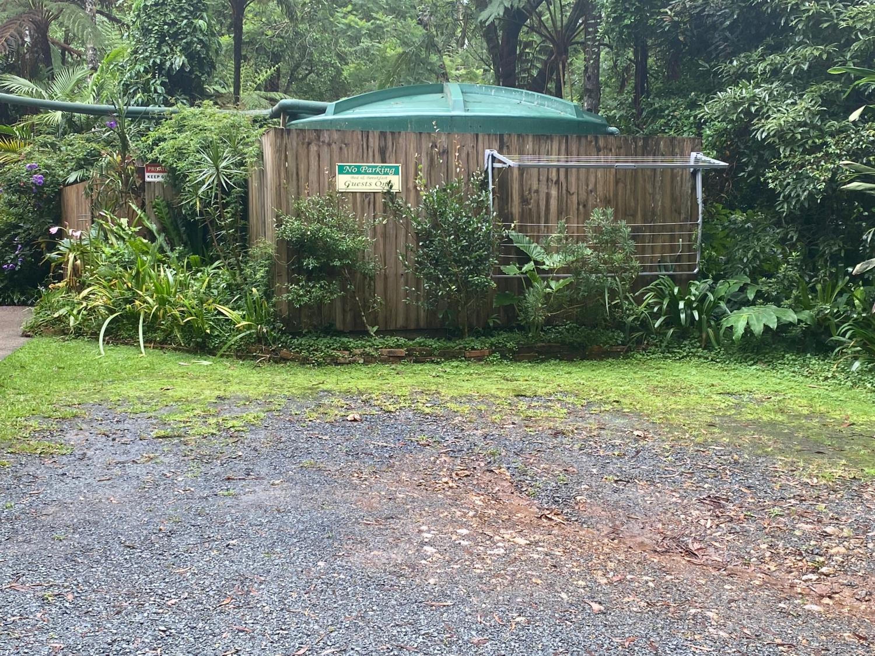 Rosella's On Springbrook