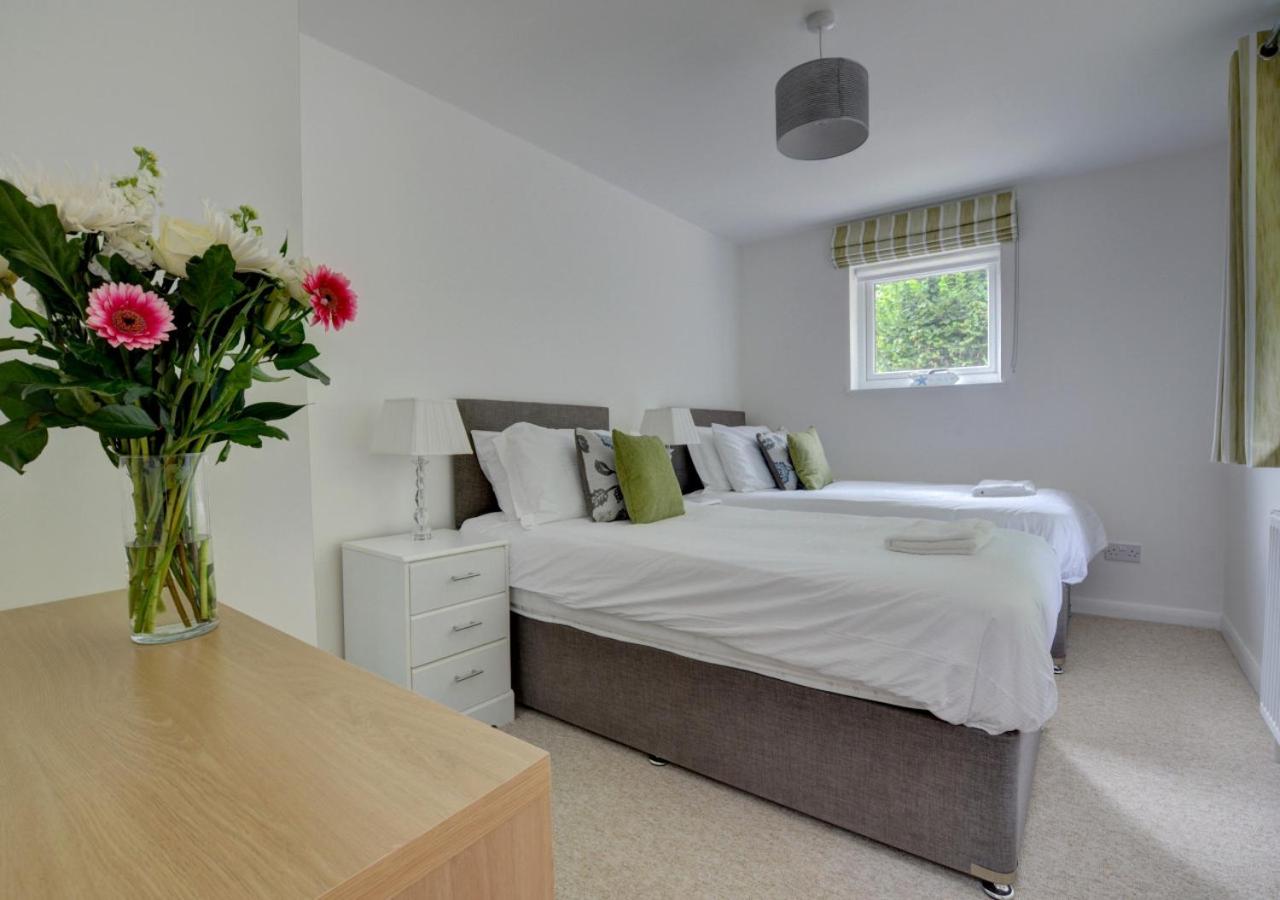 4 Bed in Ilfracombe oc-autumn
