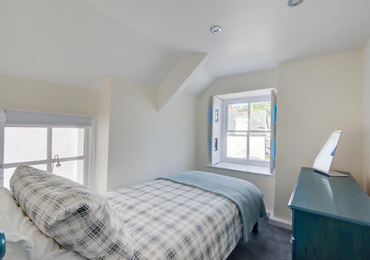 2 Bed in West Looe oc-l30054