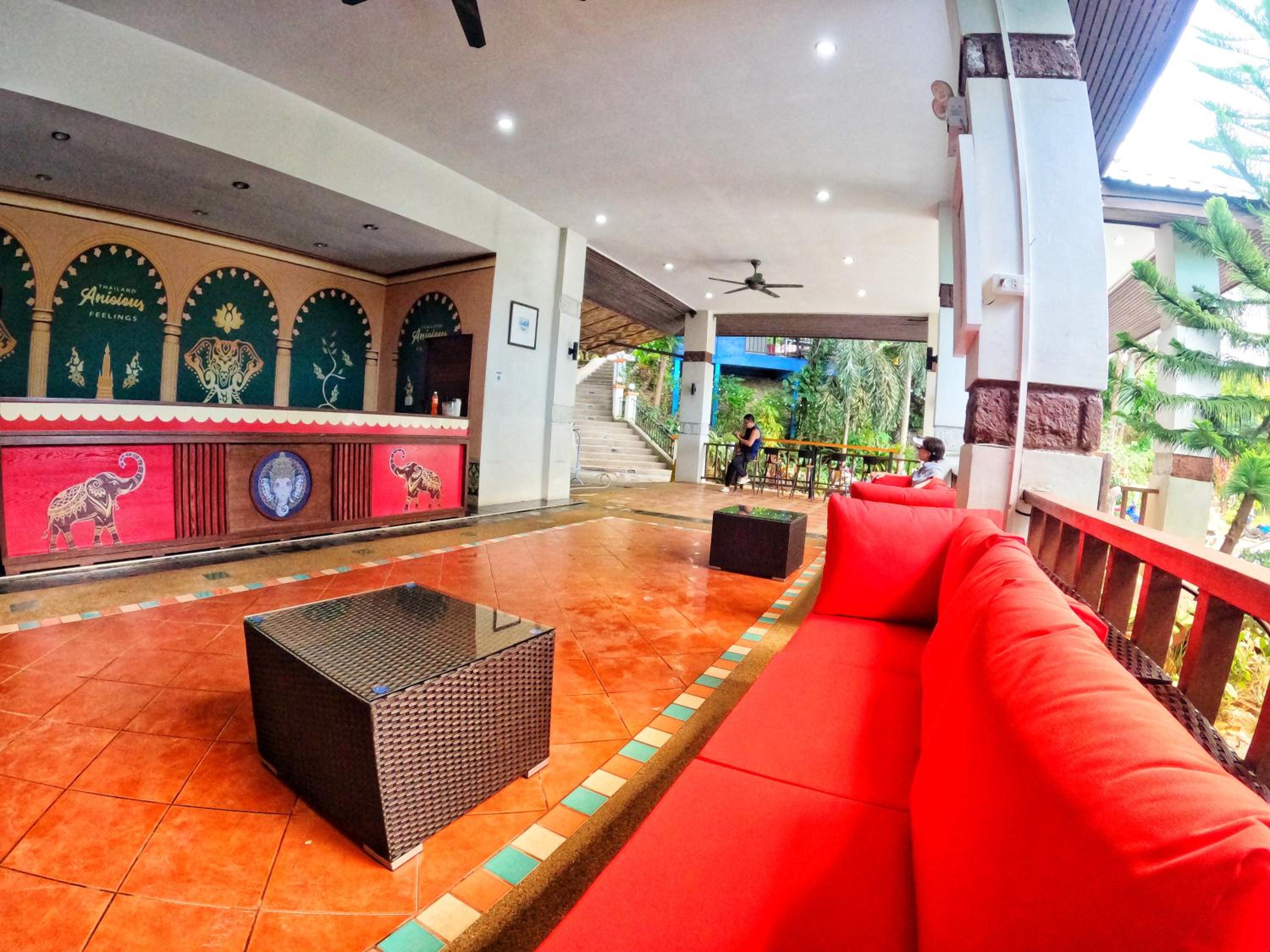 patong beautiful pool villa