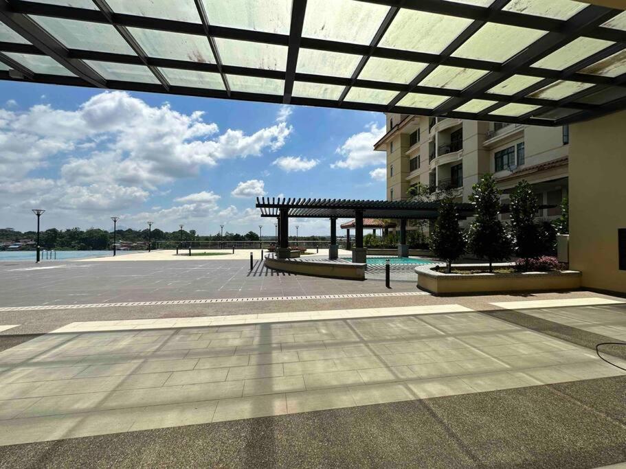 Business Getaways Suite 3 pa @ Riverine Kuching photo 7