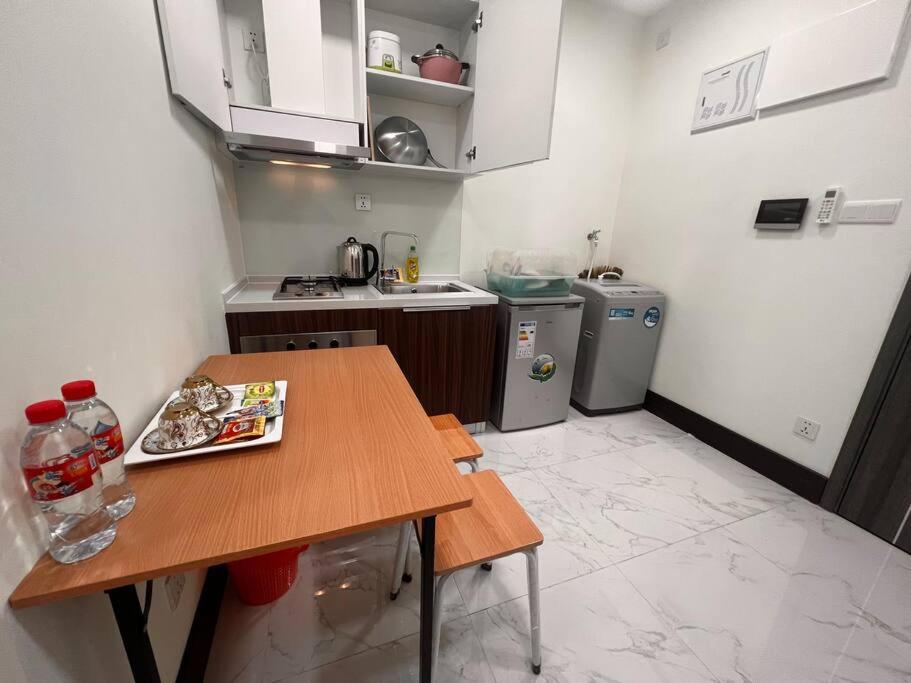 Cozy Budget Private Studio w/ Free Luxurious Pool by SYM C737 view 5