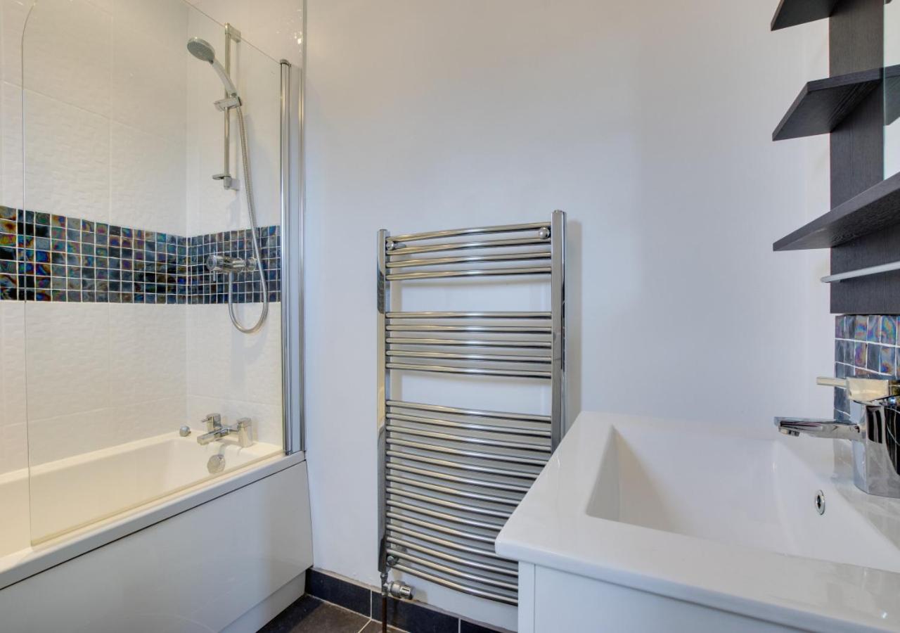 3 Bed in Padstow oc-p00878