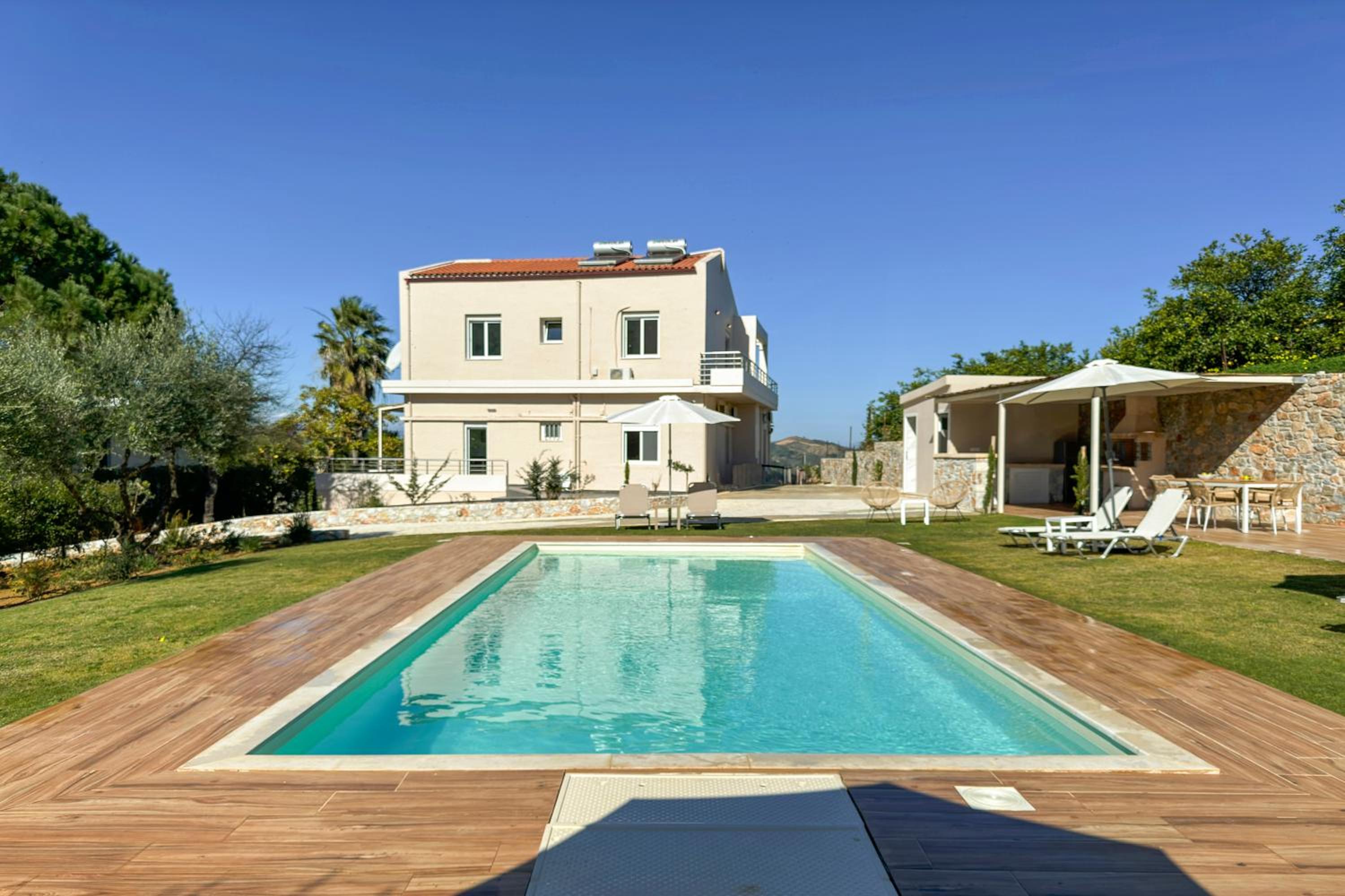 Villa Adam