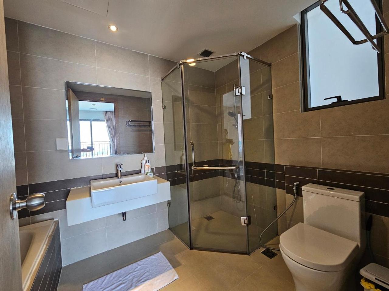 Le May Home Rivergate Luxury Apartment Near Ben Thanh