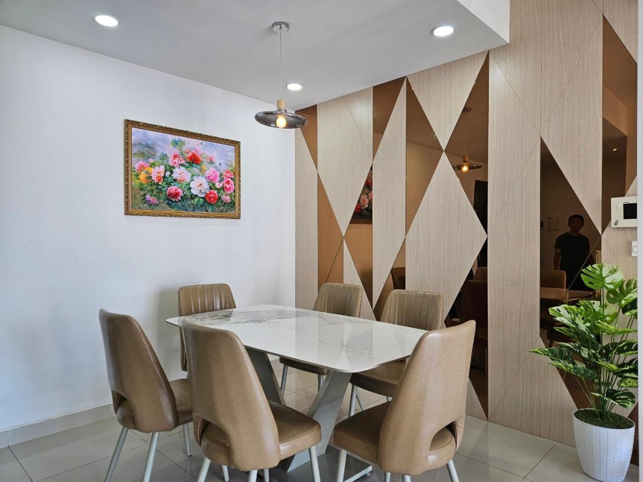 Le May Home Rivergate Luxury Apartment Near Ben Thanh