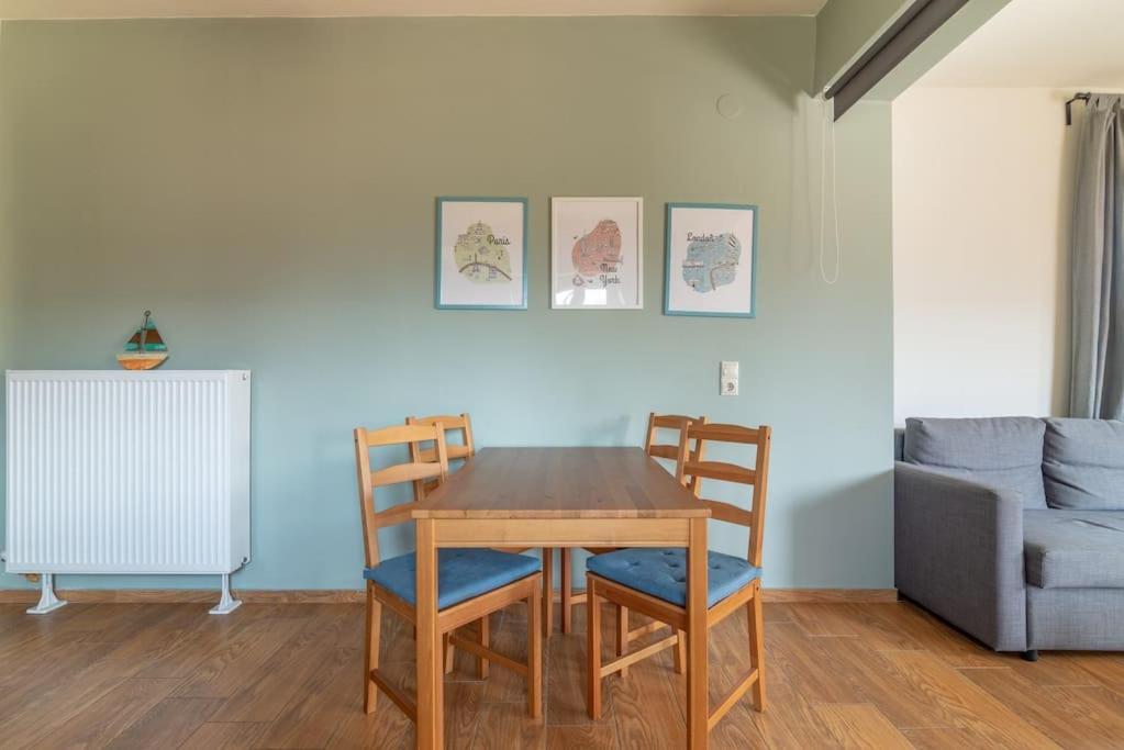 Agapi's Seaside Apt in Heraklion