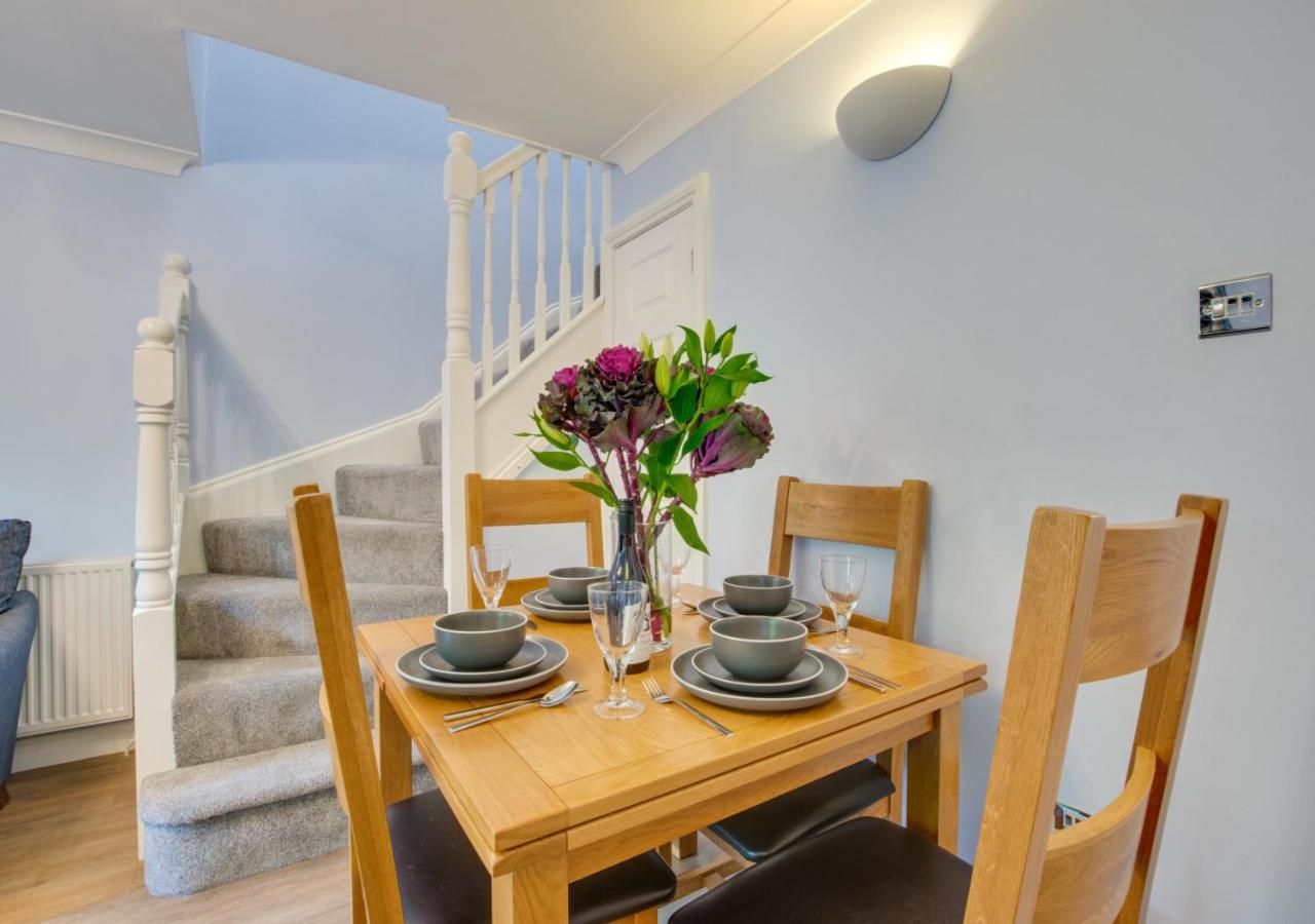 2 Bed in Padstow oc-p00010