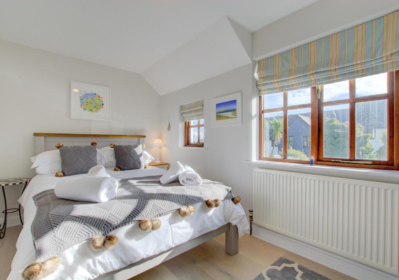 2 Bed in Padstow oc-p00424