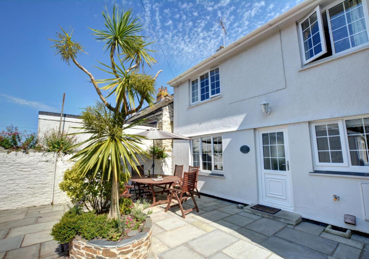 3 Bed in Padstow oc-p00175