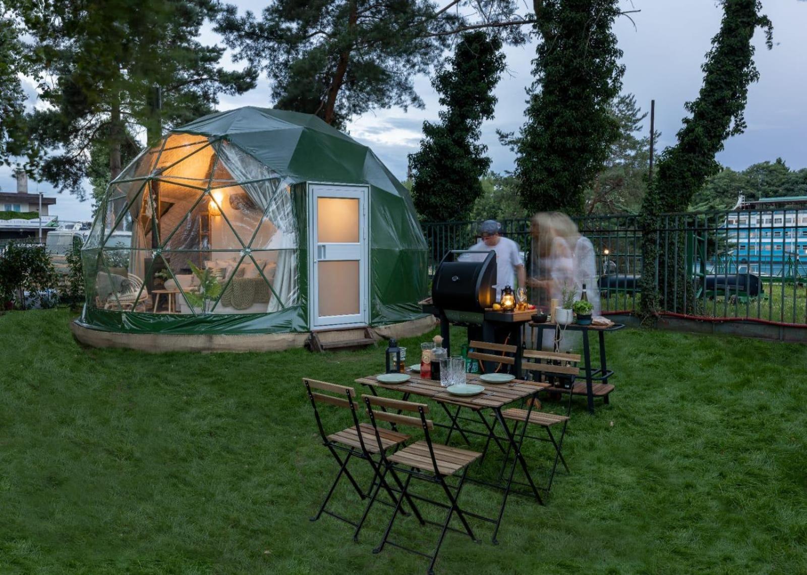 Unique Escape Glamping in the Heart of Prague with Hot Tub and Vysehrad Castle View