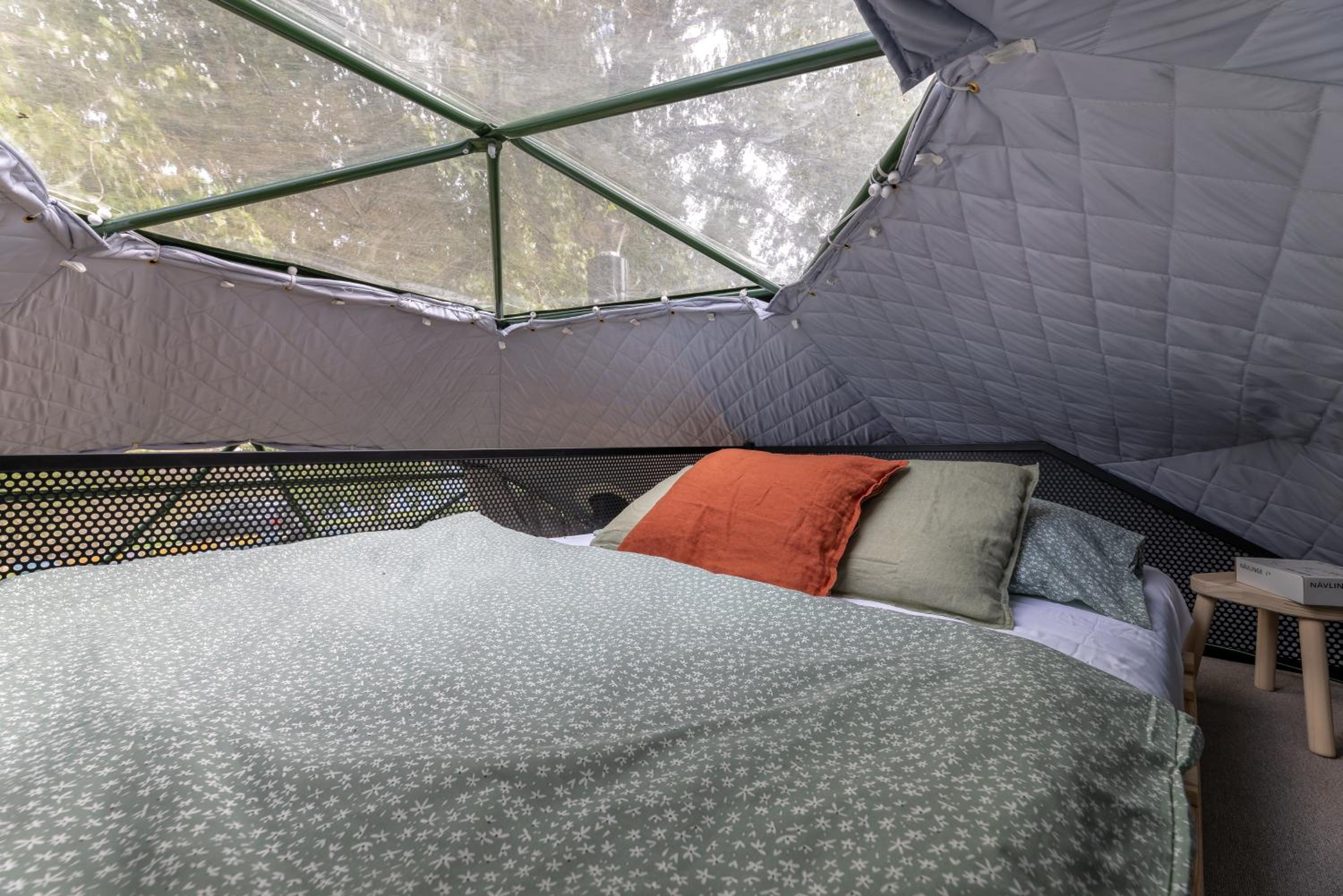 Unique Escape Glamping in the Heart of Prague with Hot Tub and Vysehrad Castle View