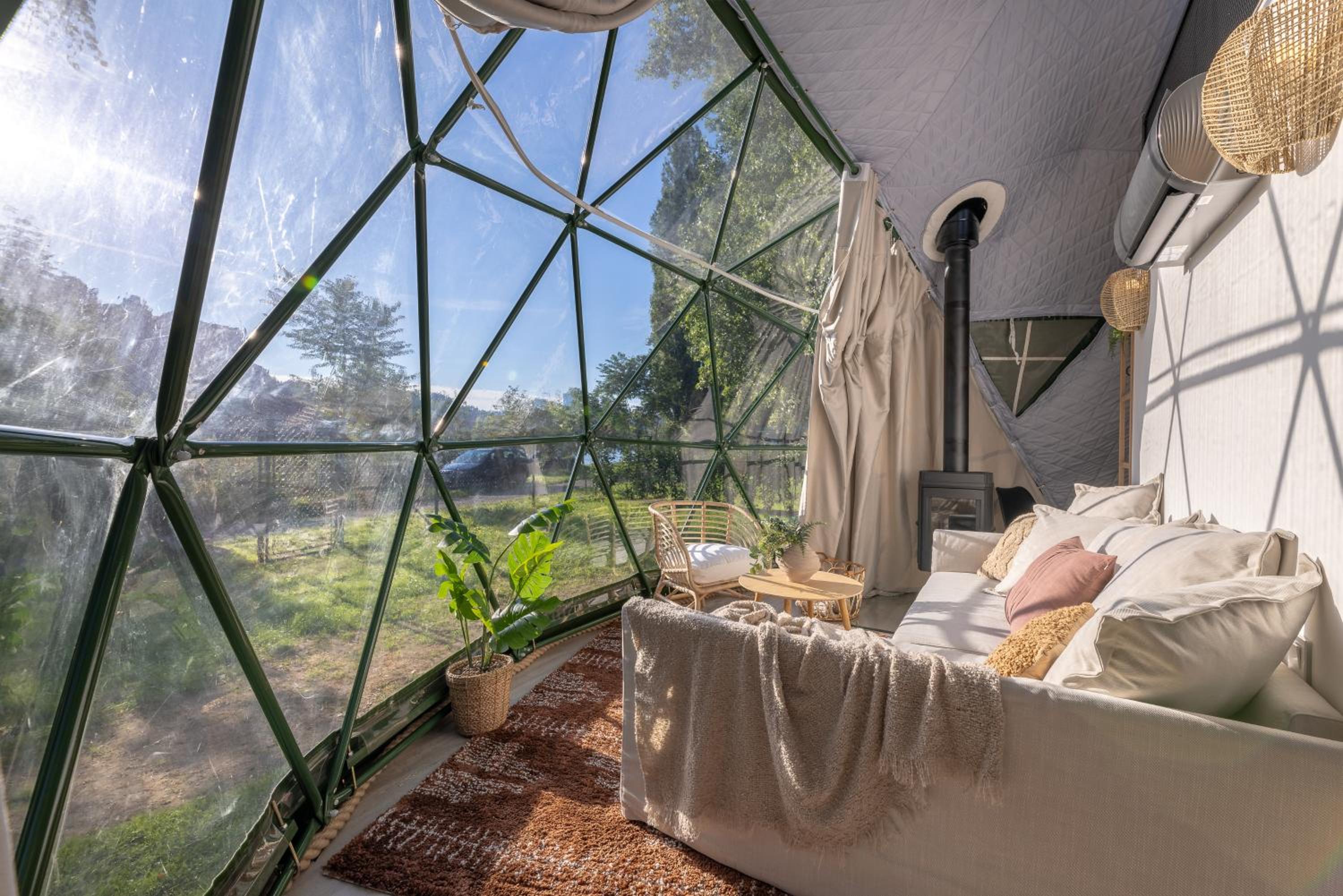 Unique Escape Glamping in the Heart of Prague with Hot Tub and Vysehrad Castle View