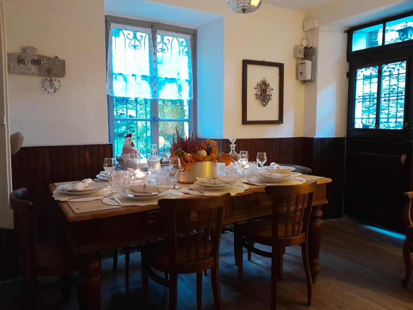 dining