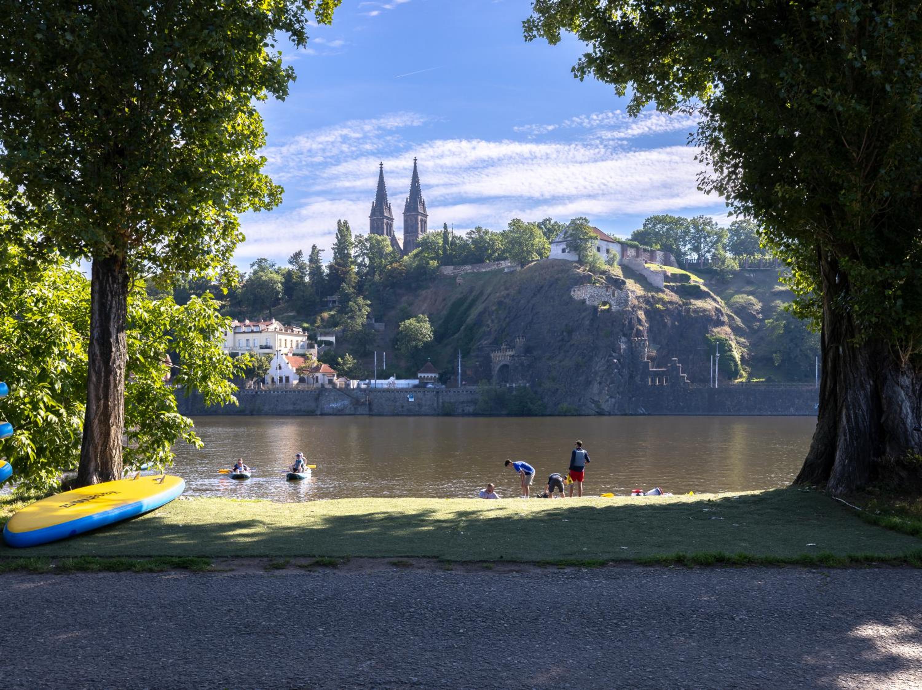 Unique Escape Glamping in the Heart of Prague with Hot Tub and Vysehrad Castle View