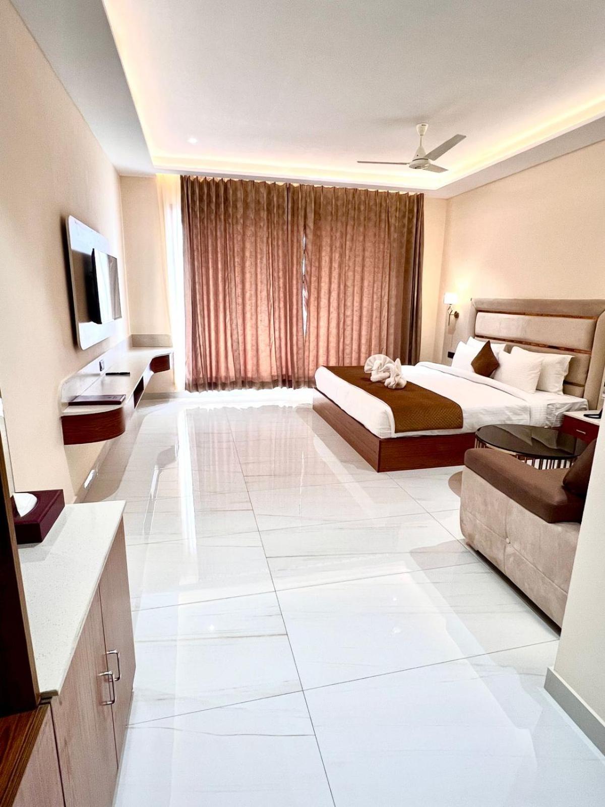 The Velvista Hotel view 2