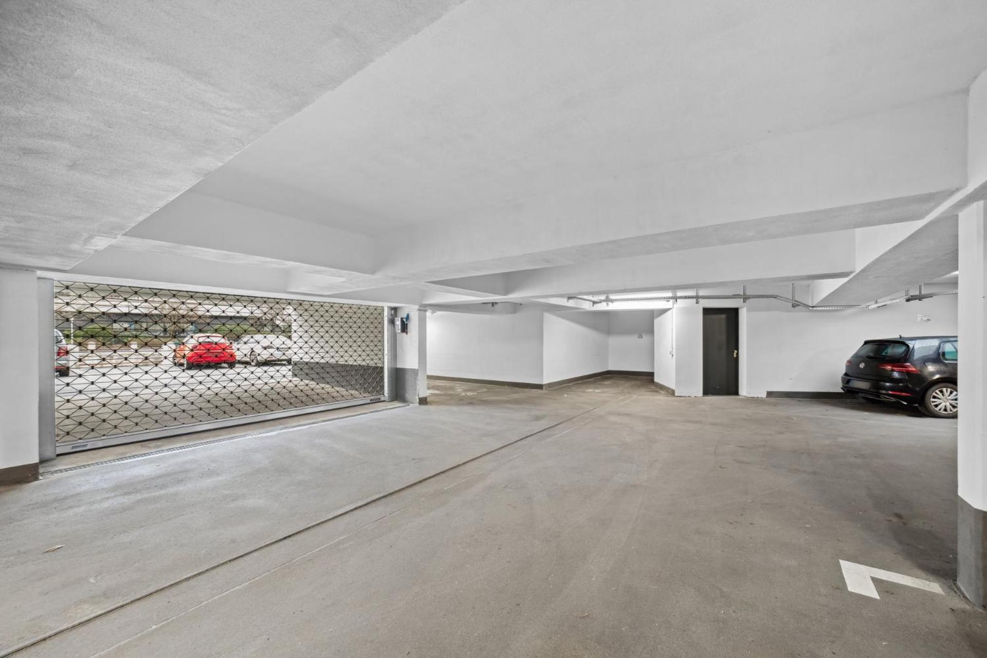 Sali Homes AM1 Elegant and Stylish Retreat in Heart of Bayreuth, Close to River