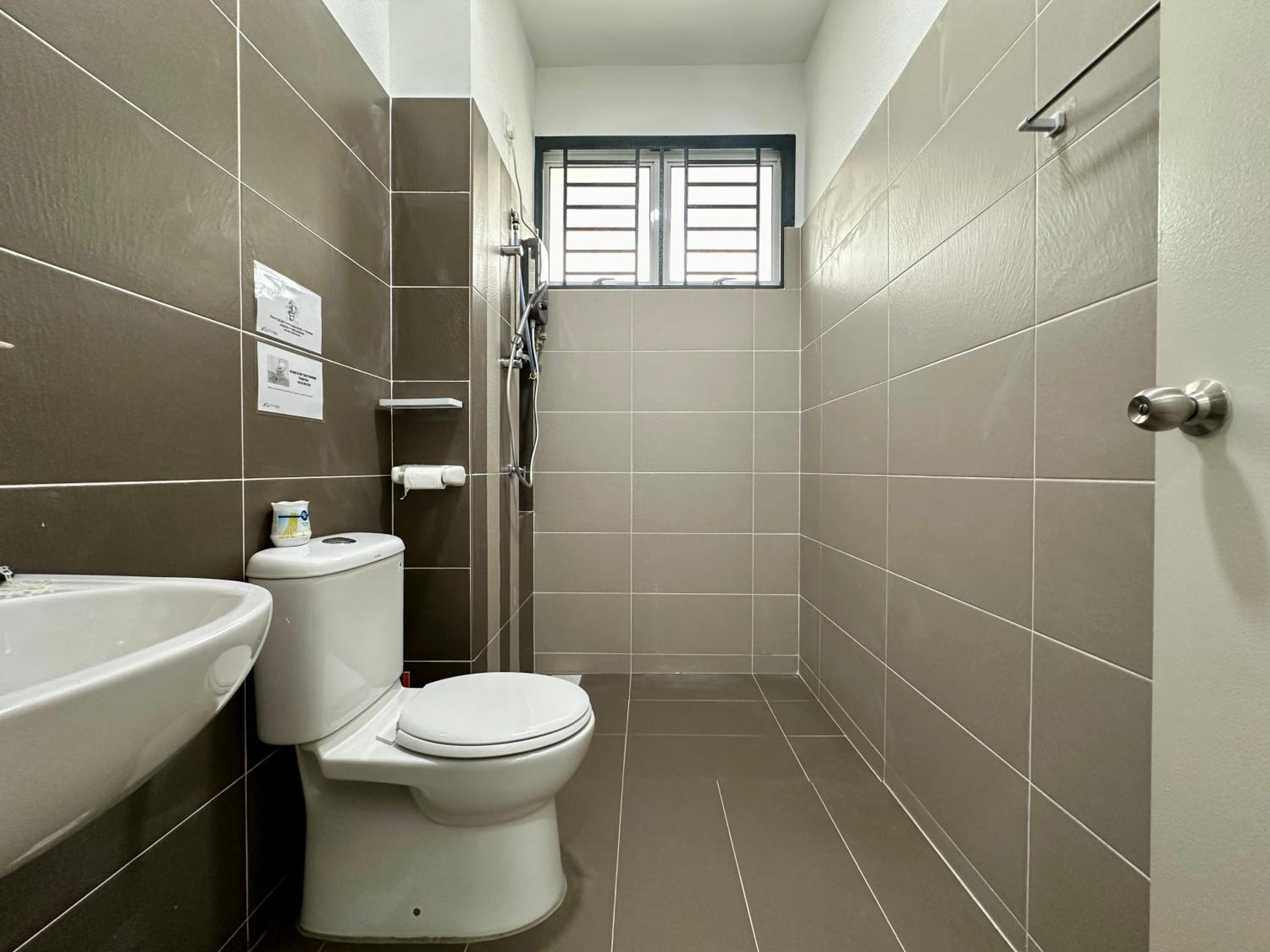 Desaru - Leisure Getaway 4BR3B by Cowidea photo 4
