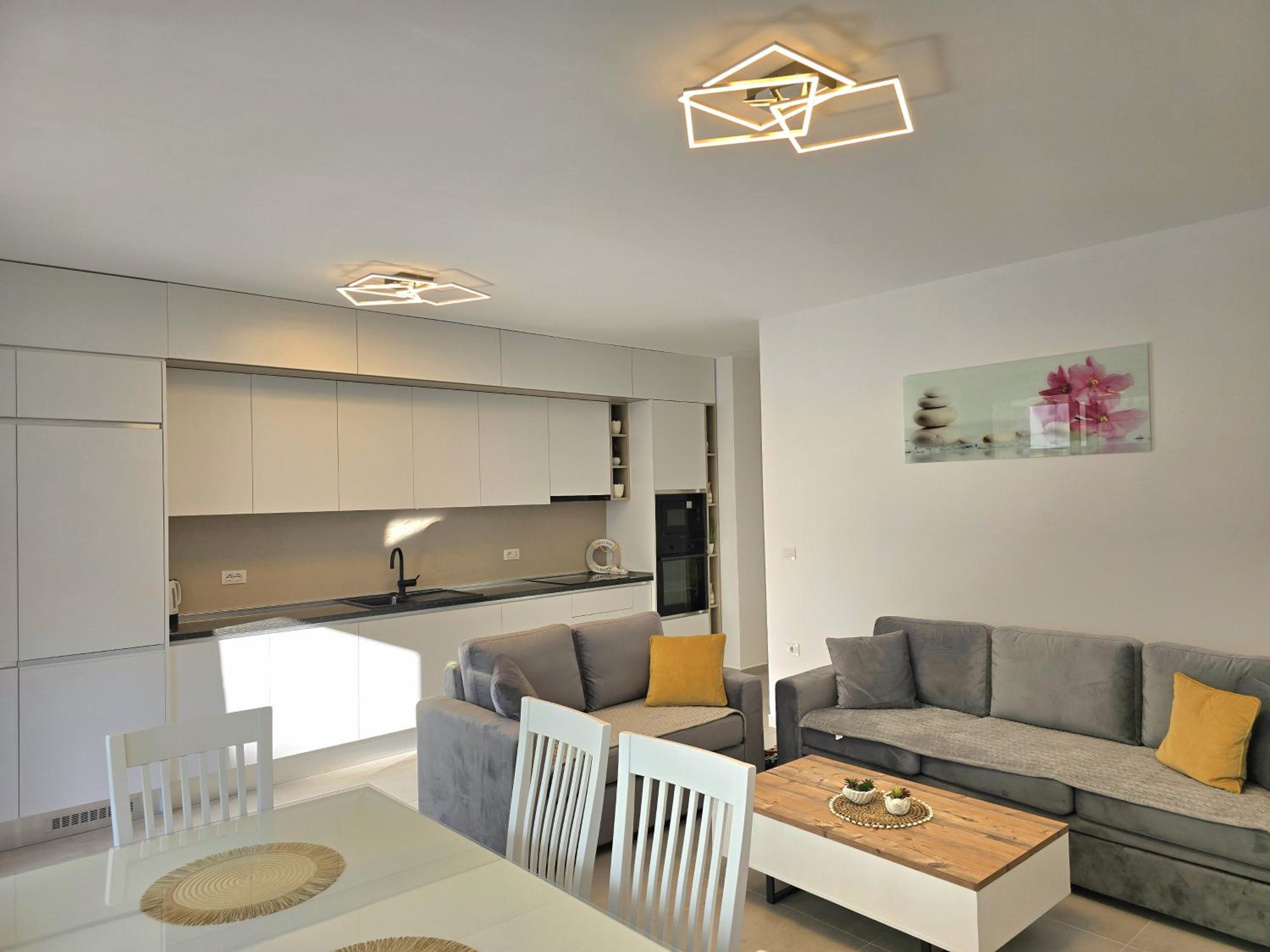 San Pietro Garden Apartment - 299