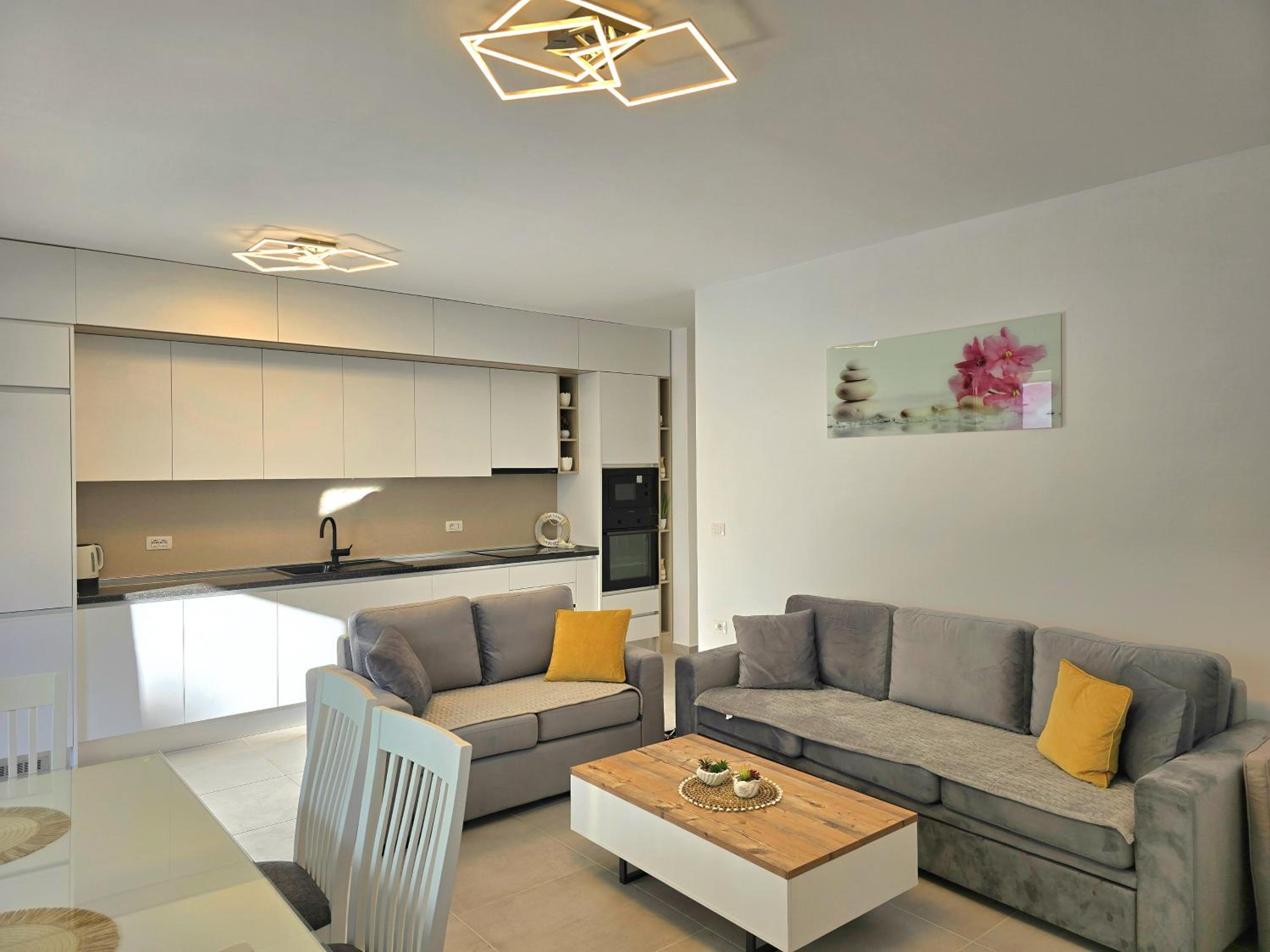 San Pietro Garden Apartment - 299