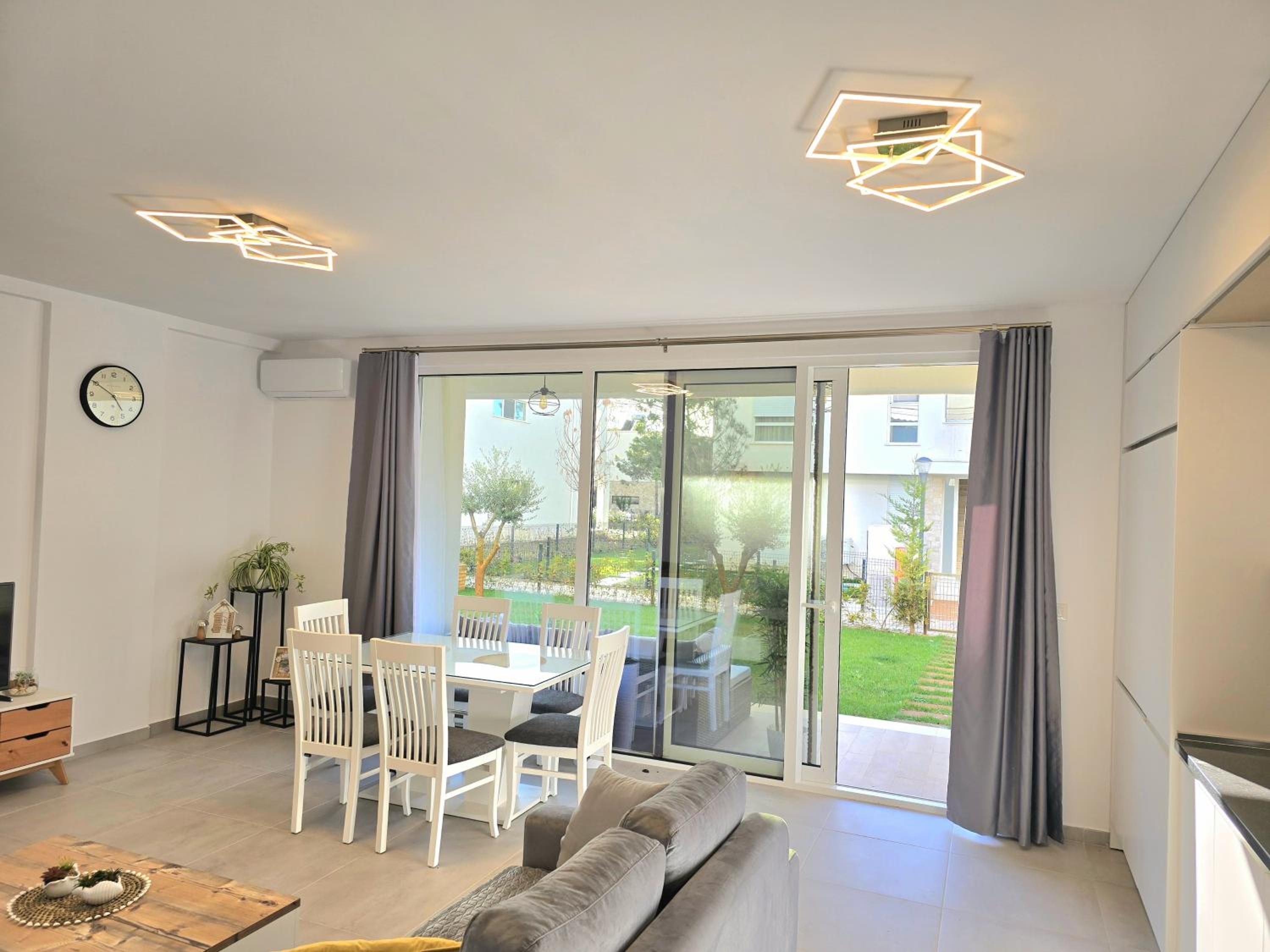 San Pietro Garden Apartment - 299