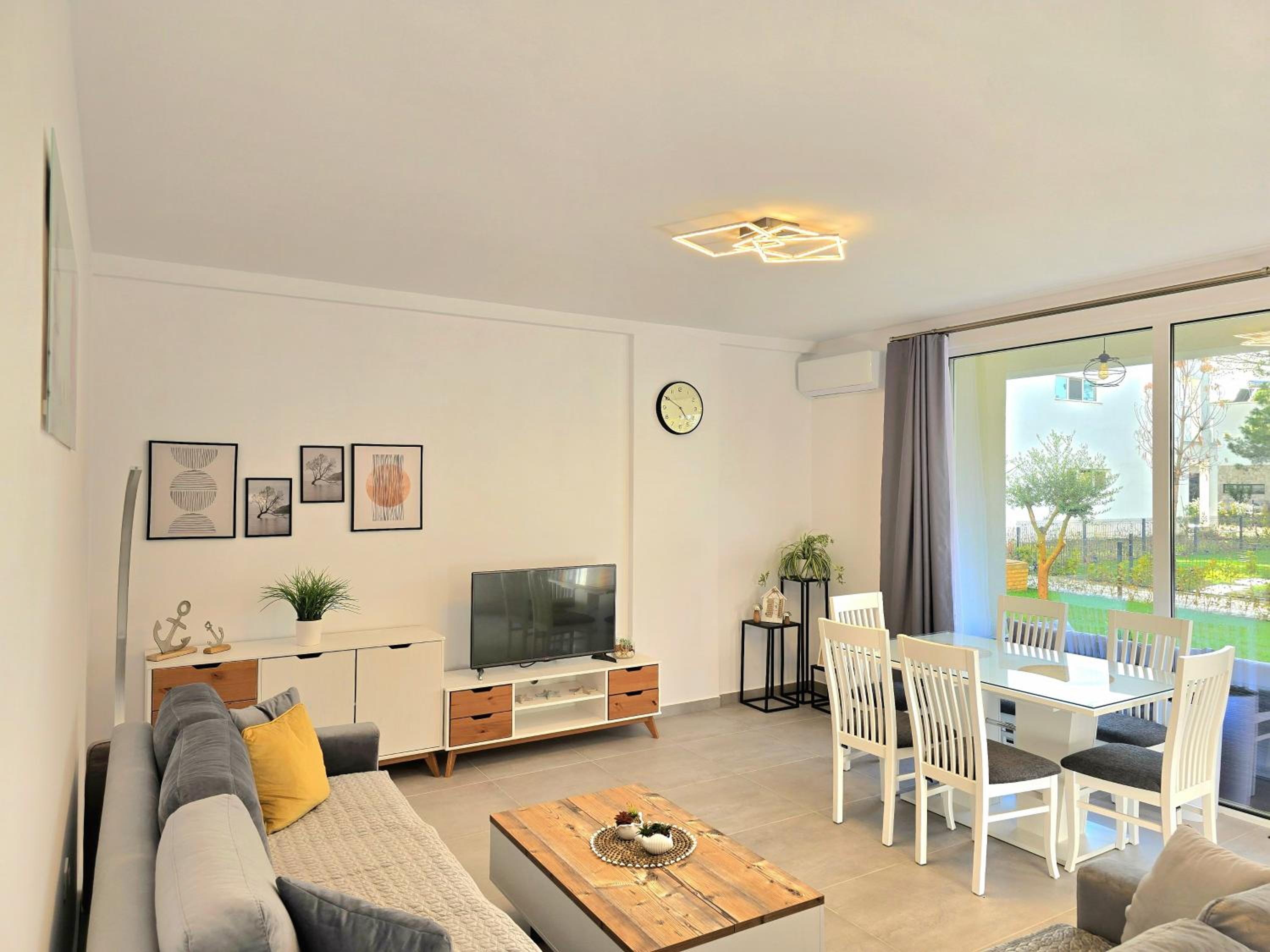 San Pietro Garden Apartment - 299
