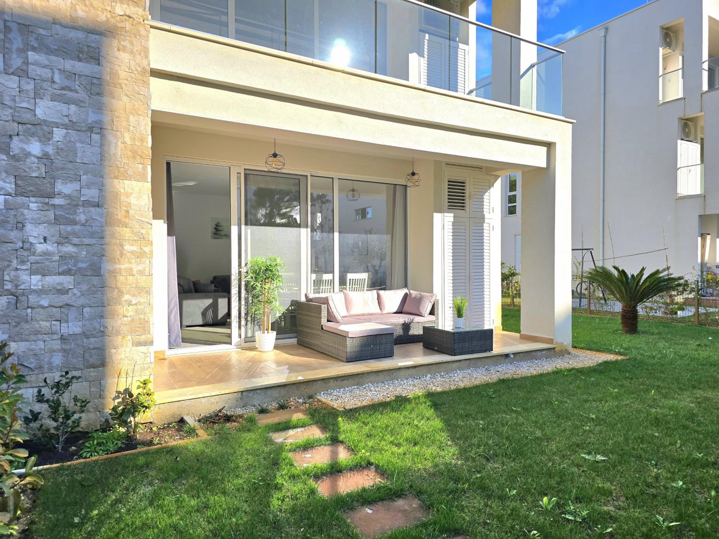 San Pietro Garden Apartment - 299