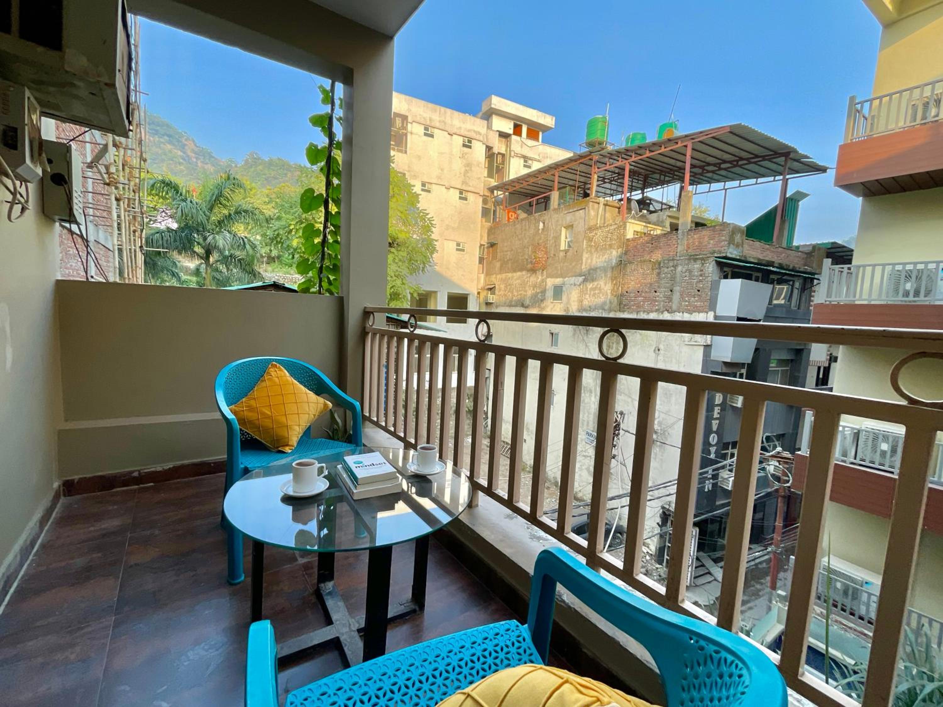 balance & terrace