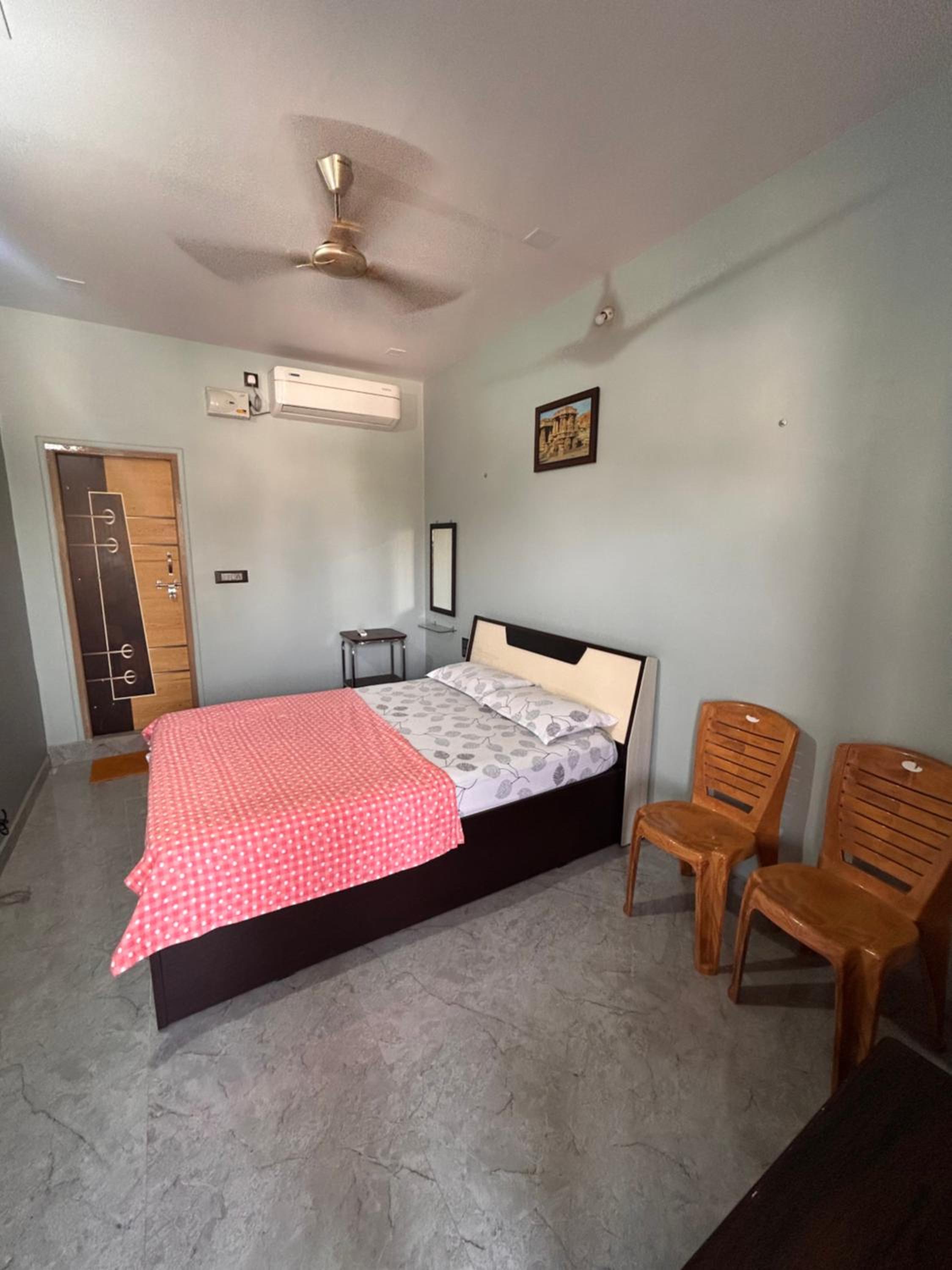 Lee home stay