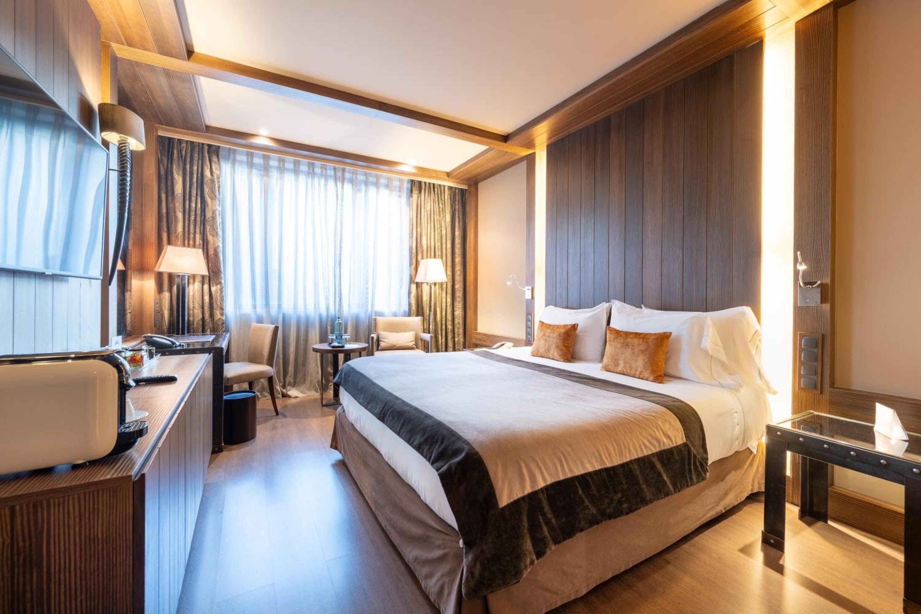 Hotel Val de Neu G.L.