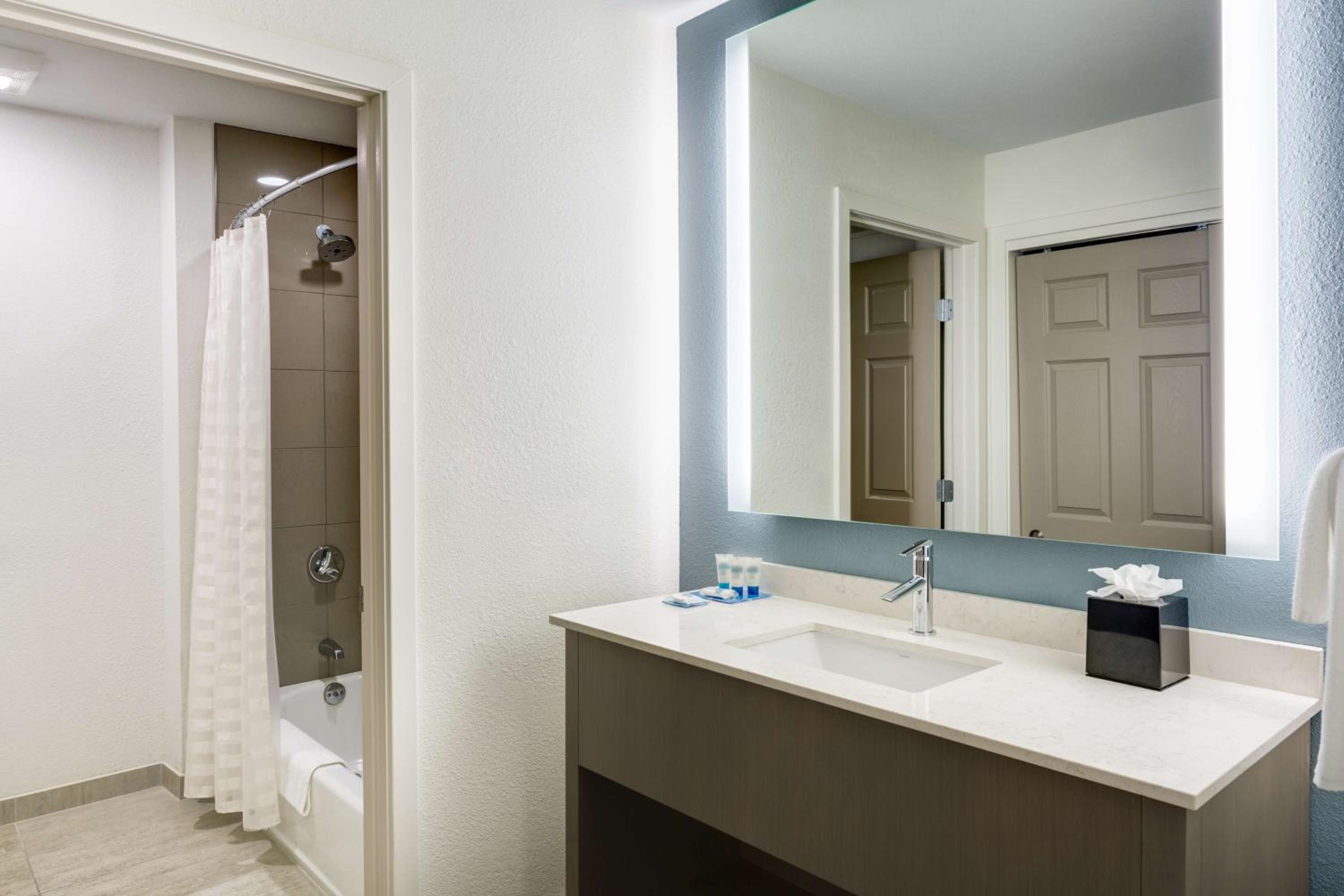 Hyatt House Boston Waltham - Property Image 4