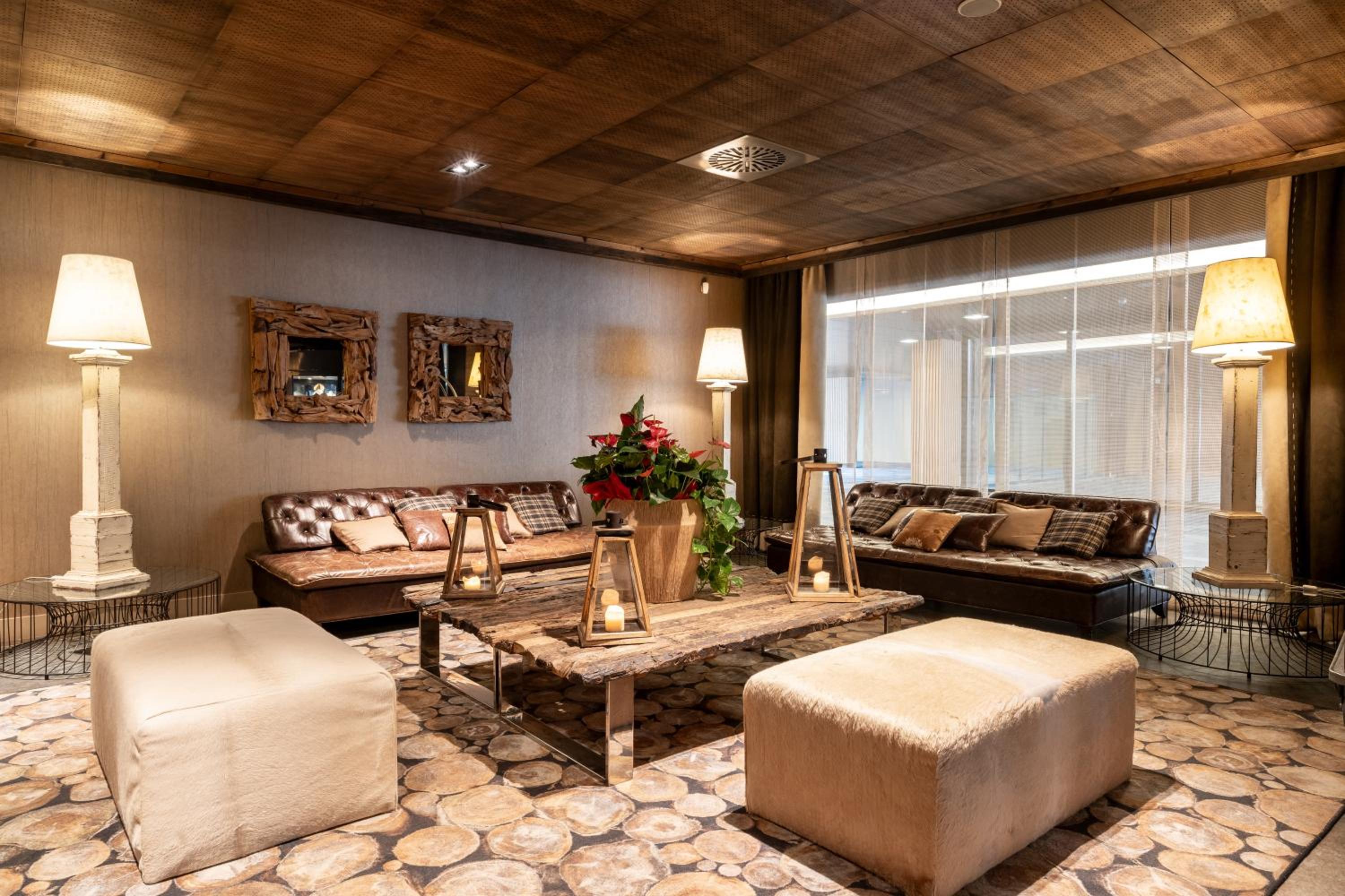Hotel Val de Neu G.L.