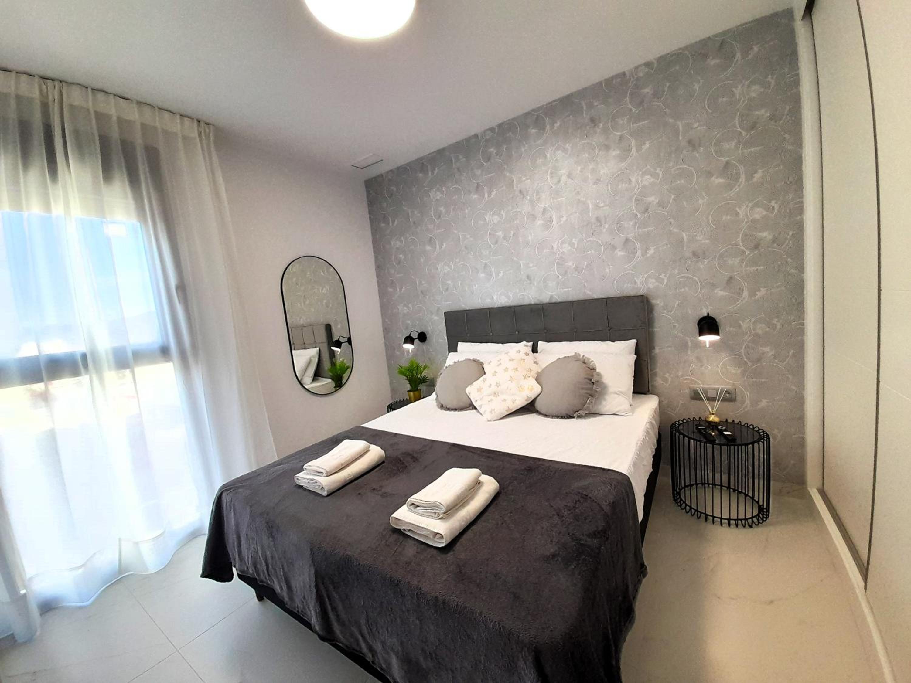 Sunset Cliffs 3 bedrooms apartment