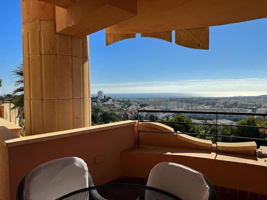 Magna Marbella 2 Bed apt with speacular sea views photo 5