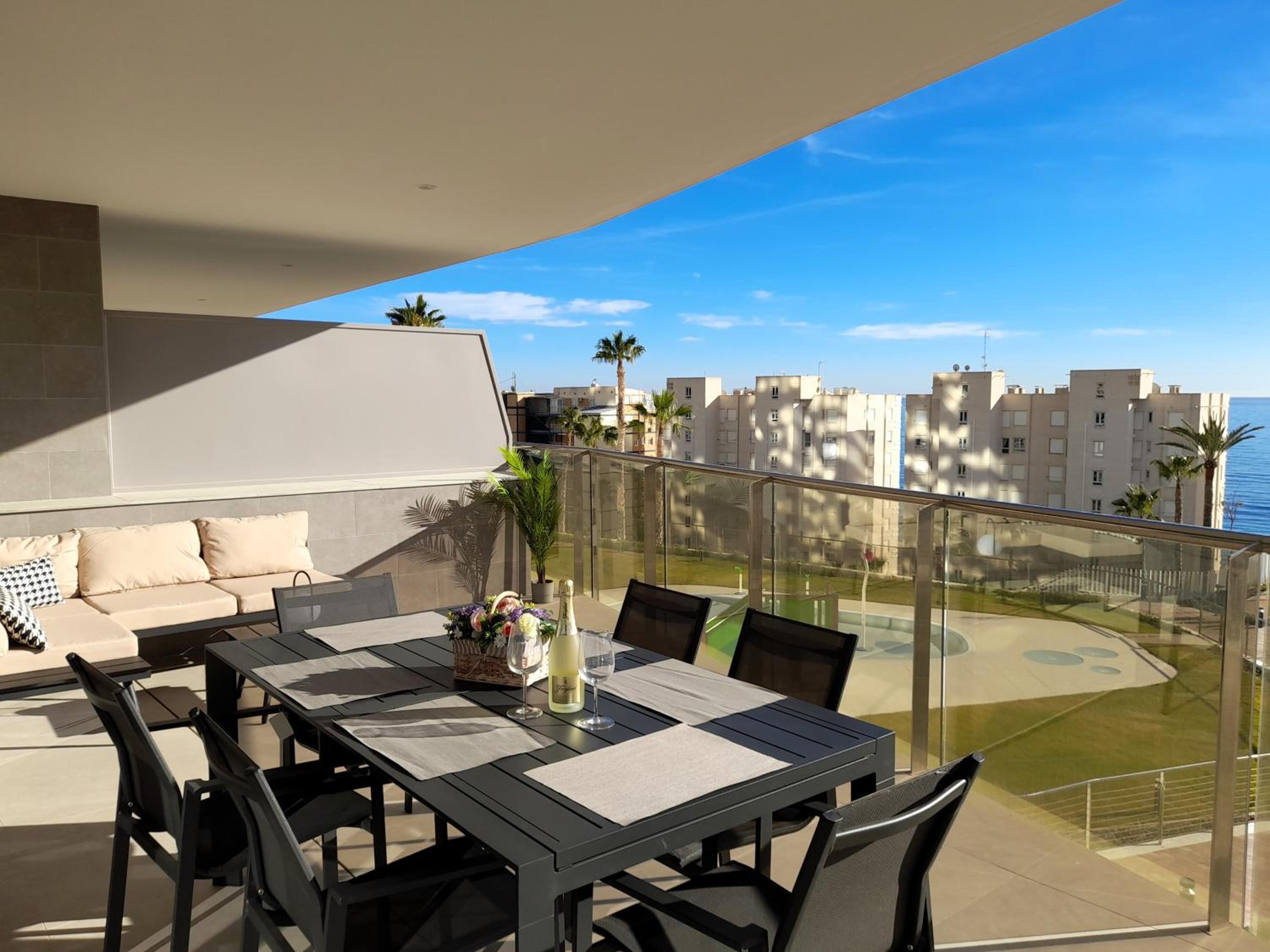 Sunset Cliffs 3 bedrooms apartment