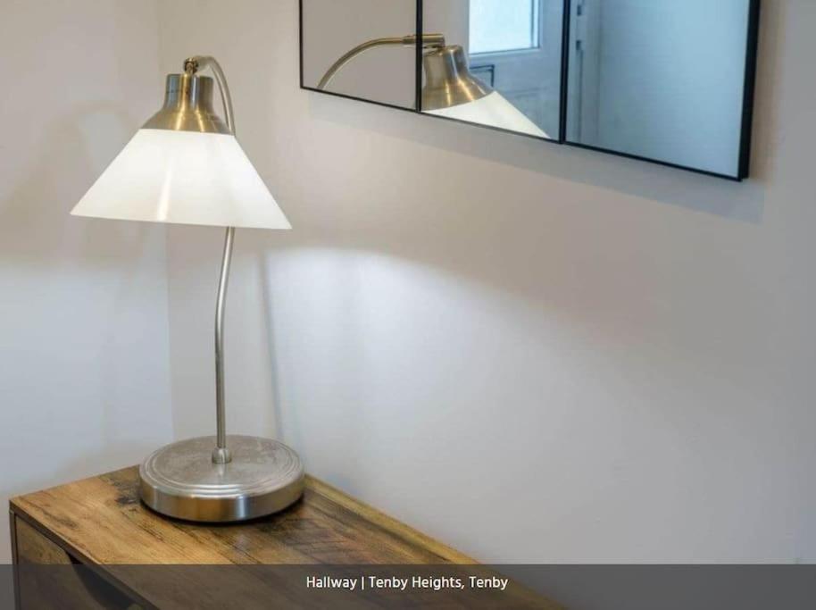Tenby Heights, 5 en-suites, Parking & Garden view 3