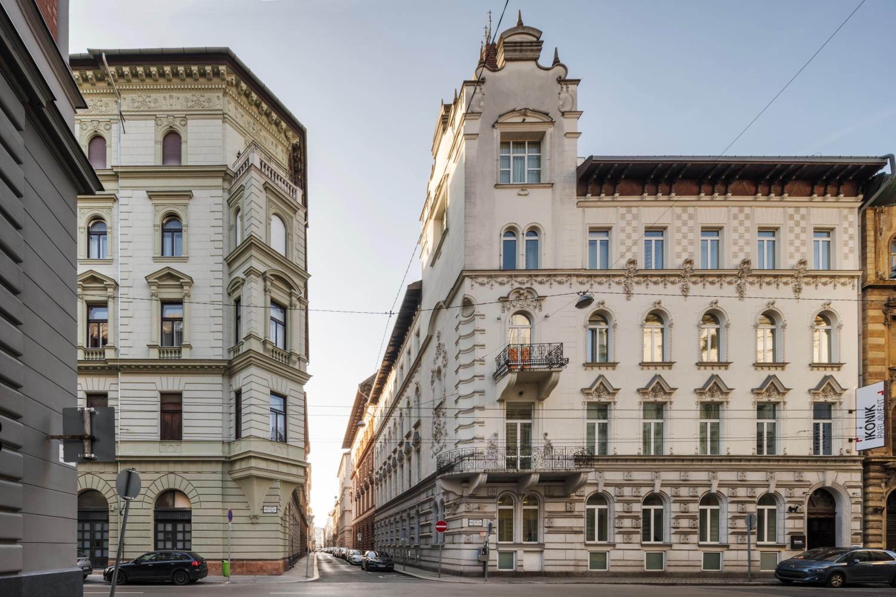 Hotel Ikonik Parlament - Image 1