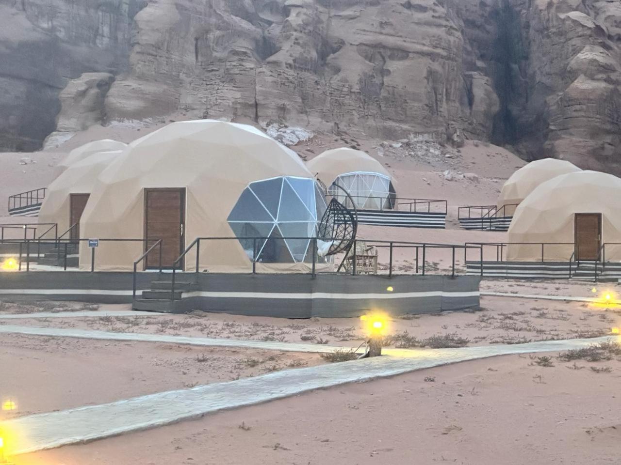 Hasan Zawaideh Luxury Camp 2 100