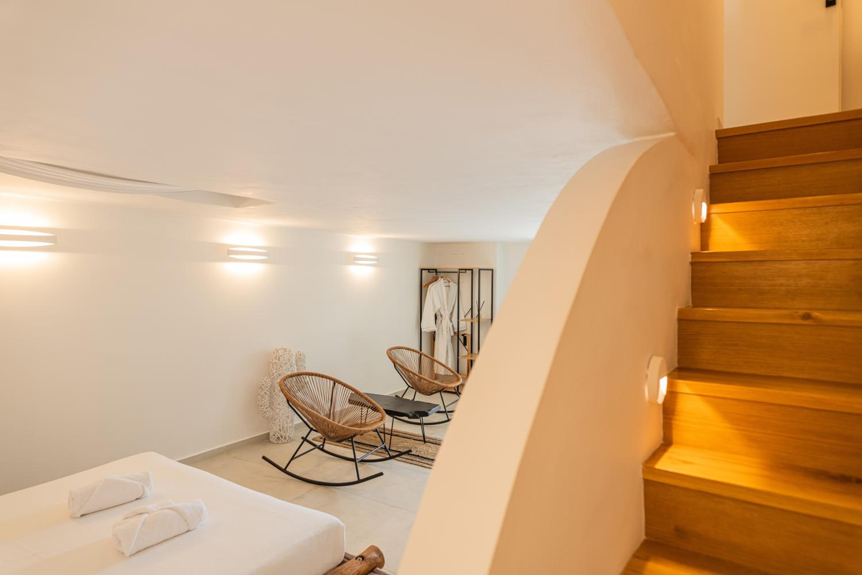 MY Volissos Apartments