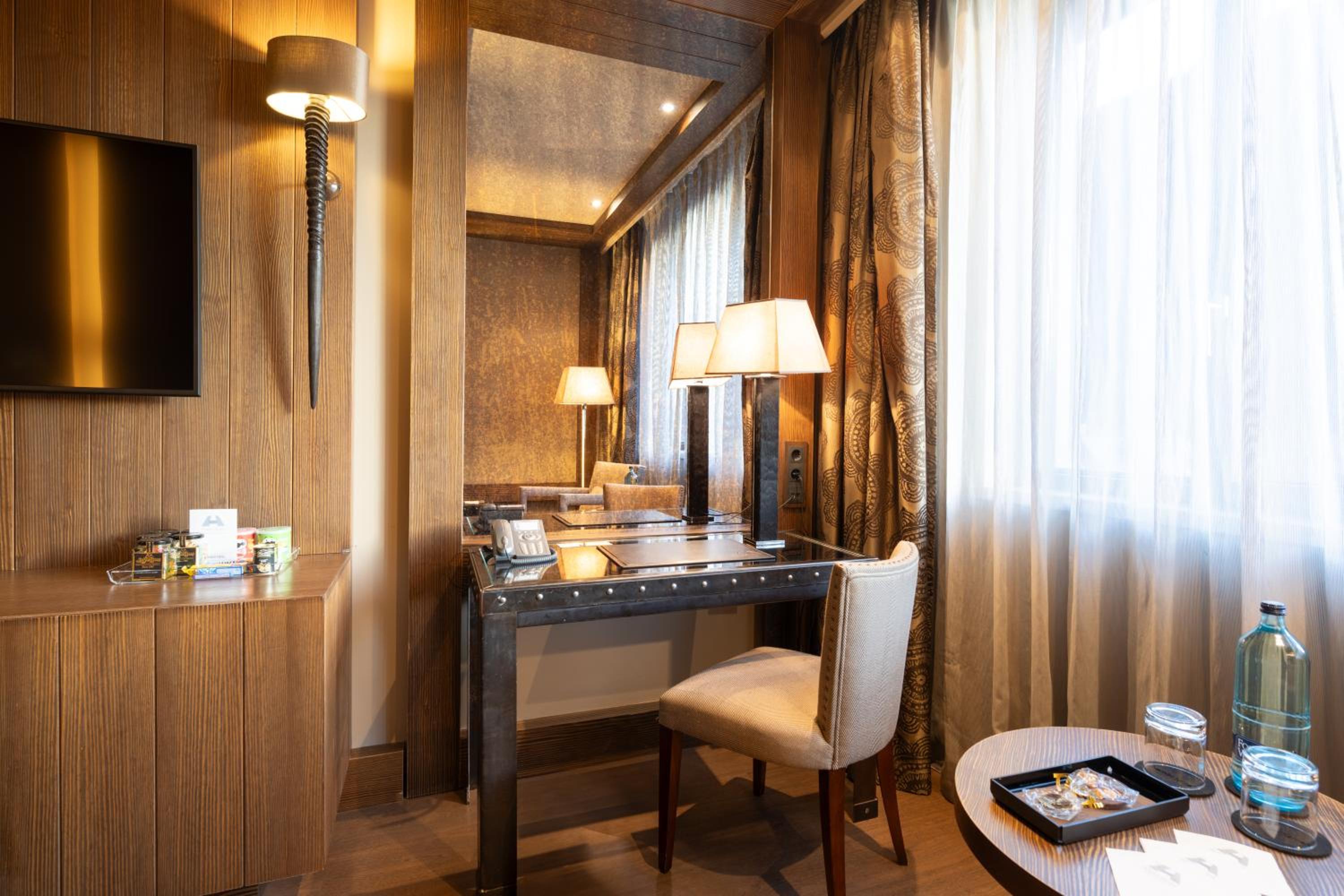 Hotel Val de Neu G.L.
