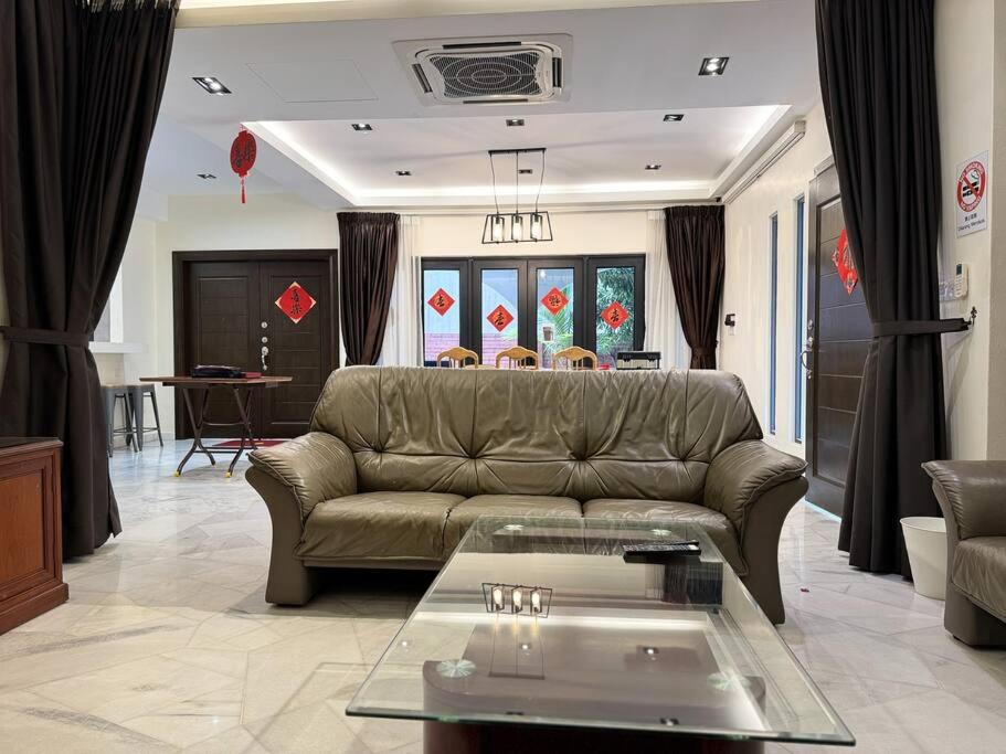 Gathering l Wedding House l 18paxTaman OUG KL