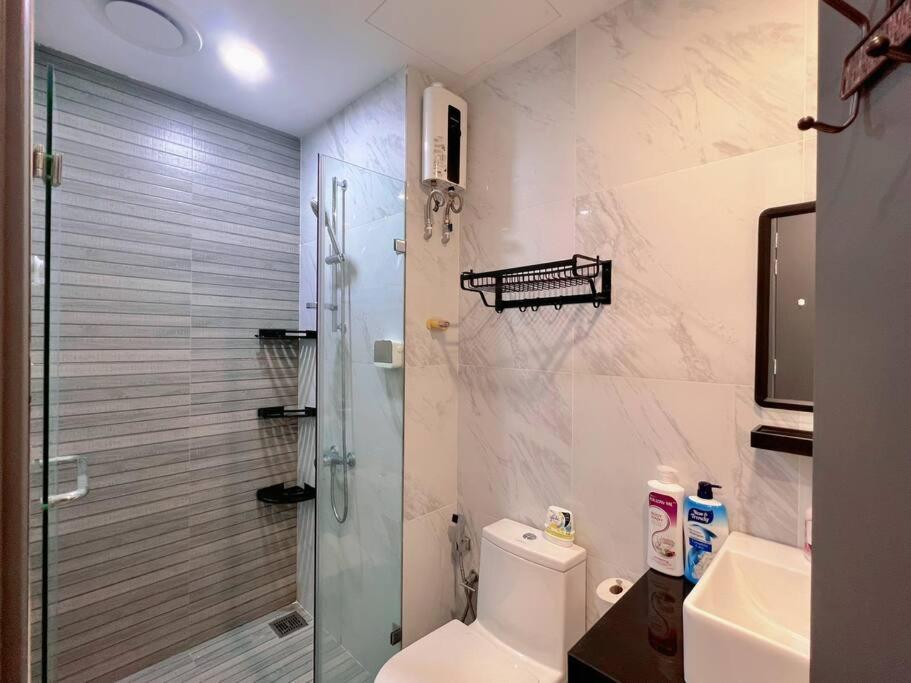 2PX Studio @ Emporis Near Segi Uni, MRT KotaDamansara, IKEA, 1Utama & Tropicana Garden Mall photo 3