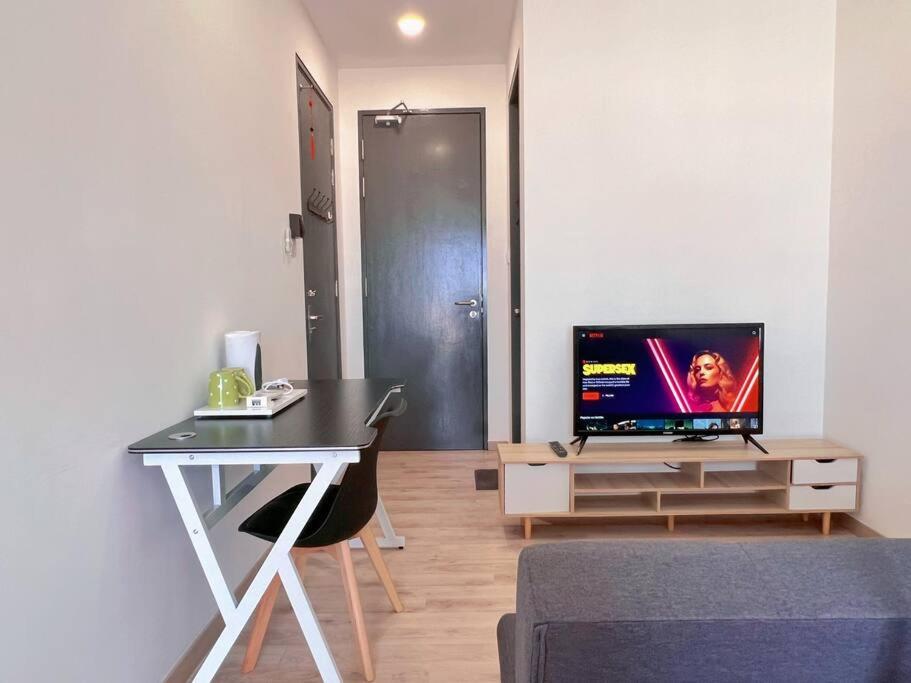 2PX Studio @ Emporis Near Segi Uni, MRT KotaDamansara, IKEA, 1Utama & Tropicana Garden Mall