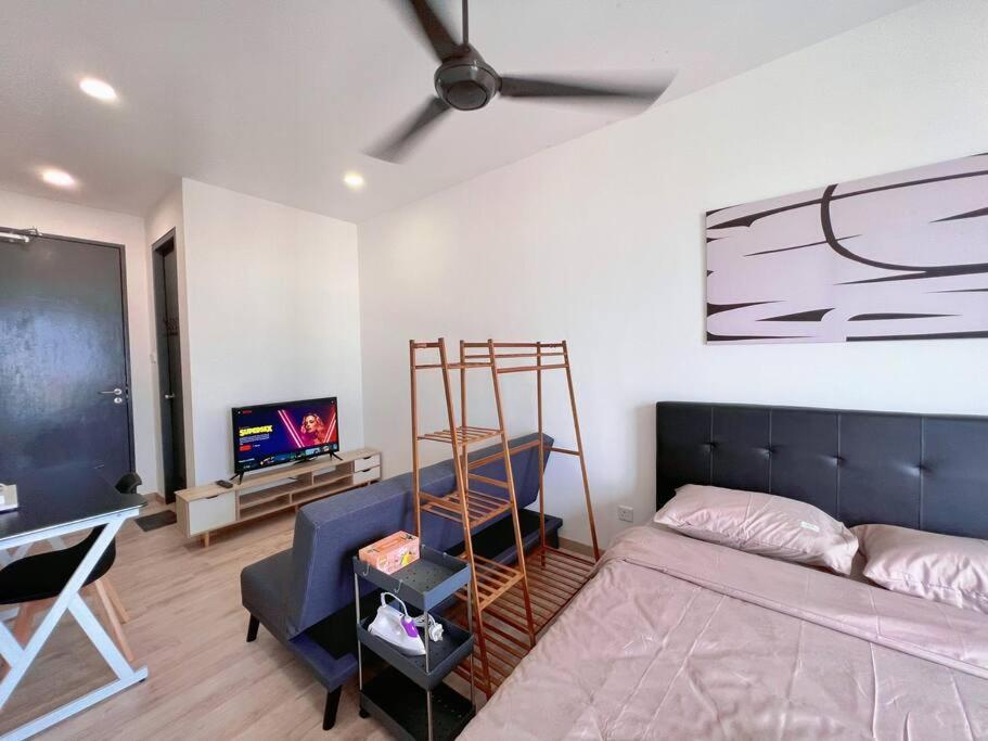 2PX Studio @ Emporis Near Segi Uni, MRT KotaDamansara, IKEA, 1Utama & Tropicana Garden Mall
